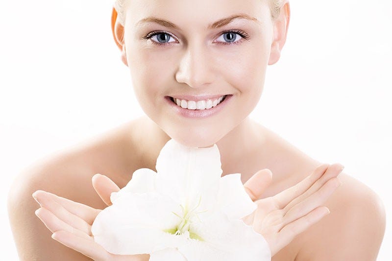 TÁC DỤNG CỦA YẾN SÀO TRONG LÀM ĐẸP | by Nguyên Trần | Medium