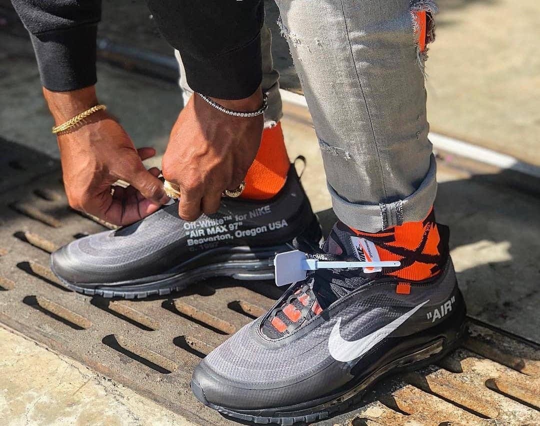 air max 97 off white black on feet