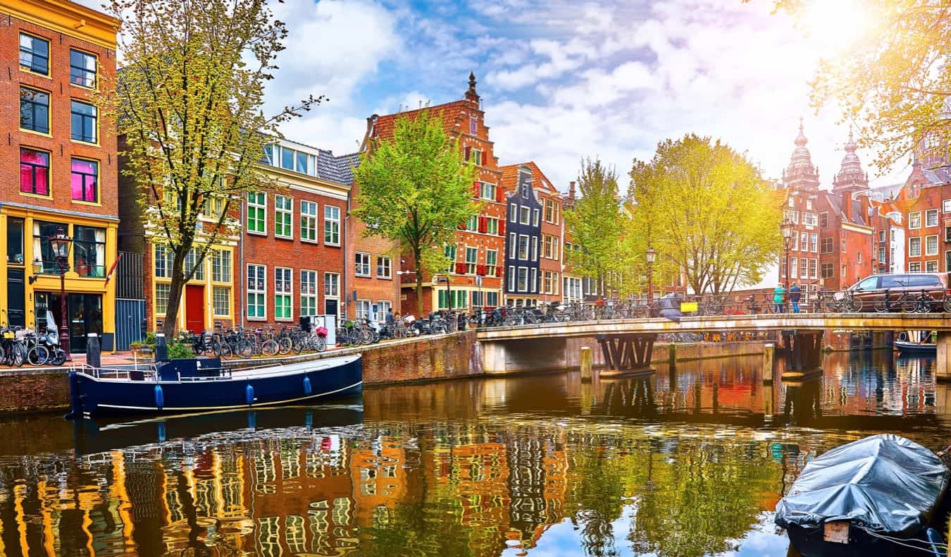 Best Neighborhoods in Amsterdam: Where to Stay During Your Visit