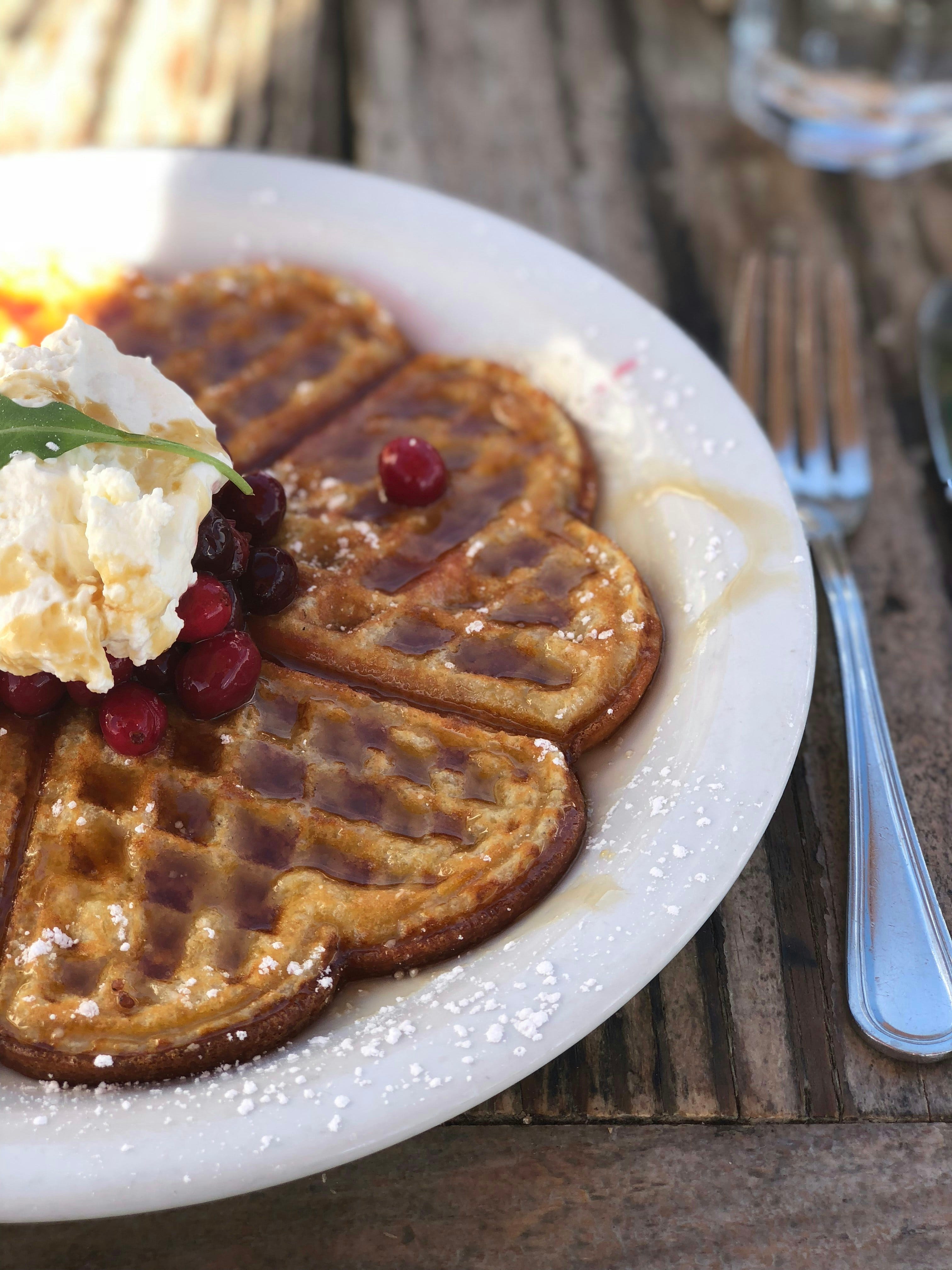 How to Make Waffles from Scratch Without Baking Powder: Easy & Fluffy Recipe