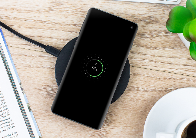 wireless charger vibrating when touching plusOne Menopause Massager main image 0