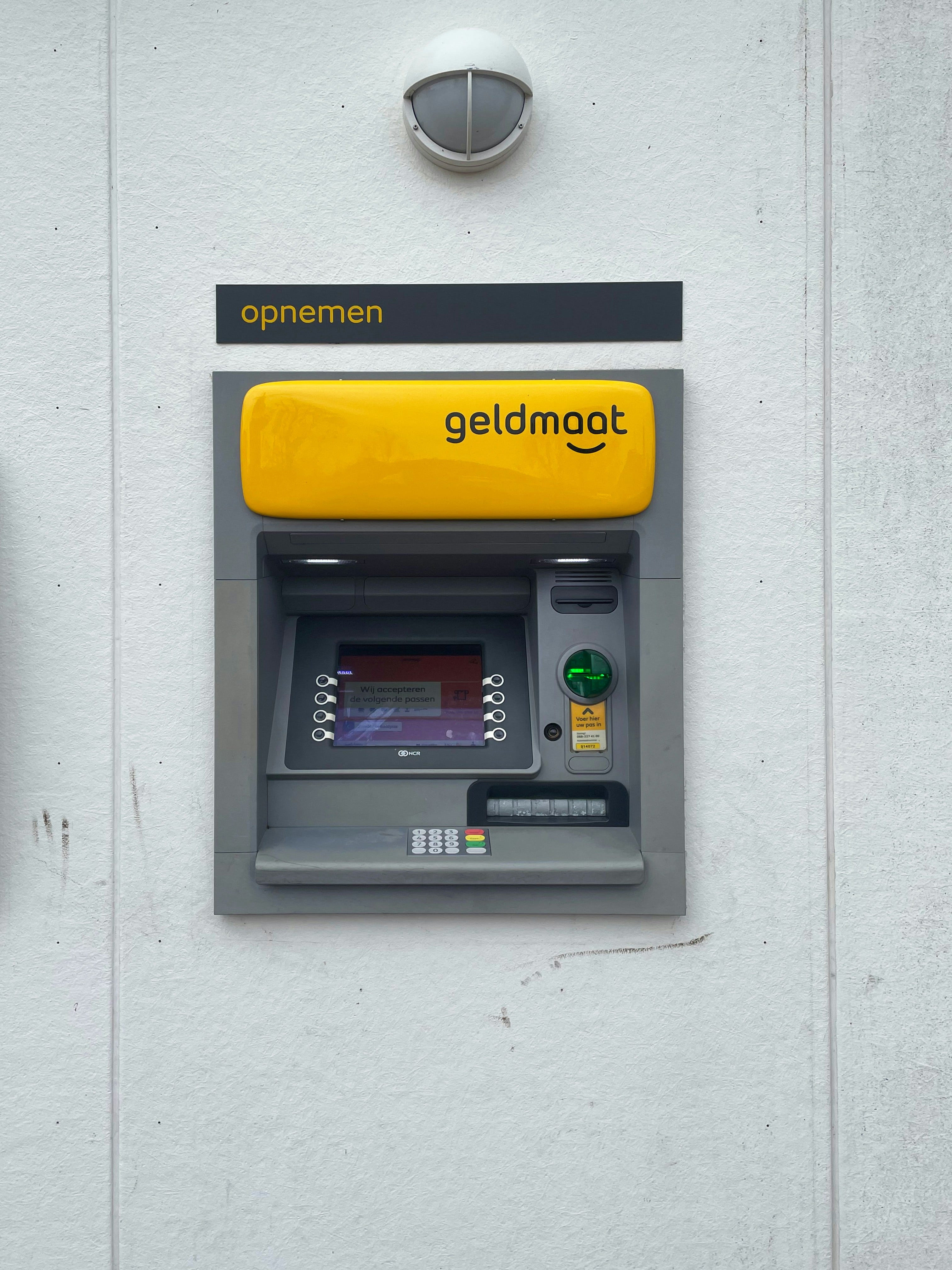 Navigating the Digital Frontier: How Cryptocurrency is Revolutionizing  Payment Gateways | by Ollie | Jan, 2026 | Medium