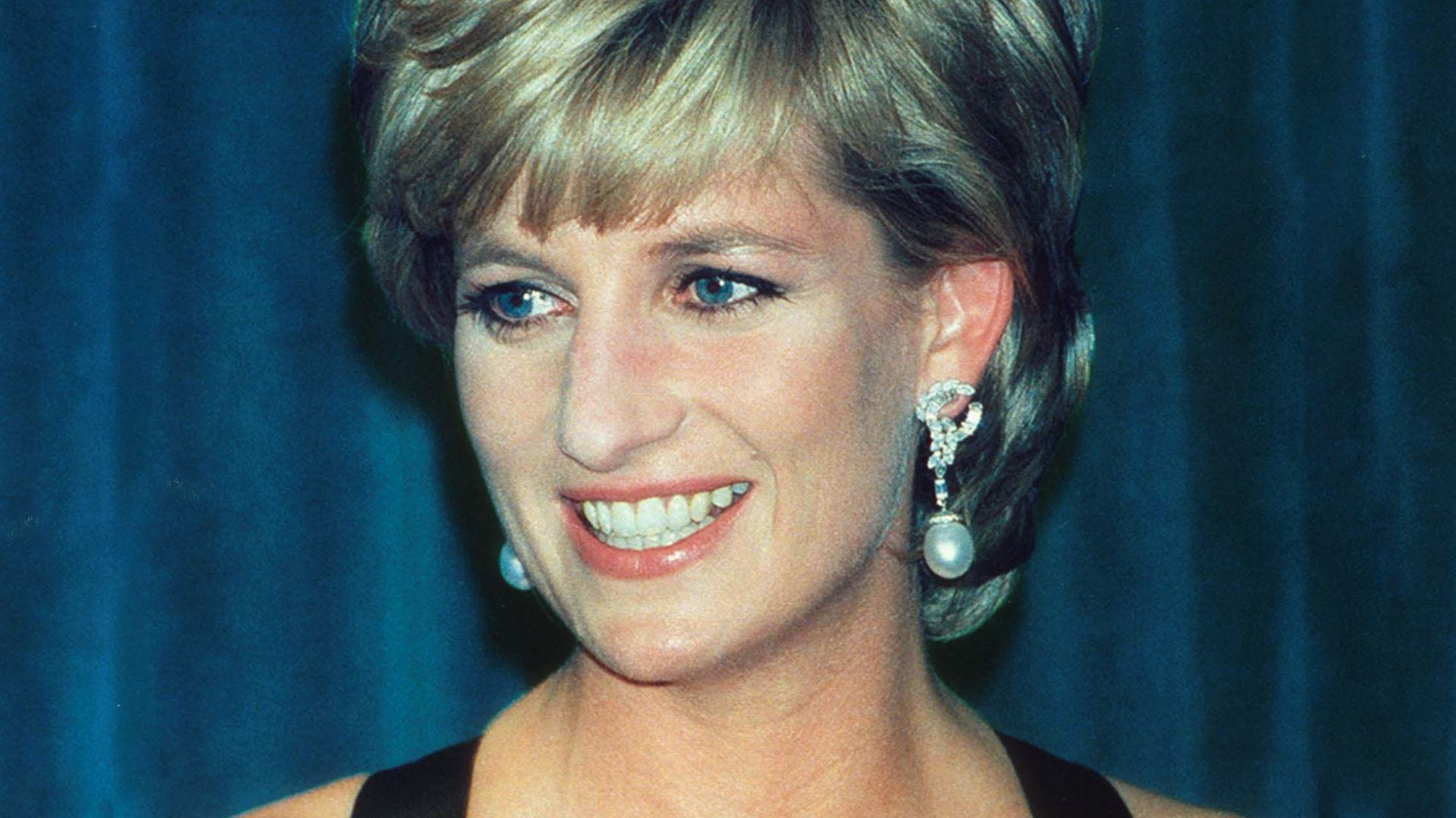 Princess Diana: The Smile That Stopped Me in My Tracks | by Mr ...