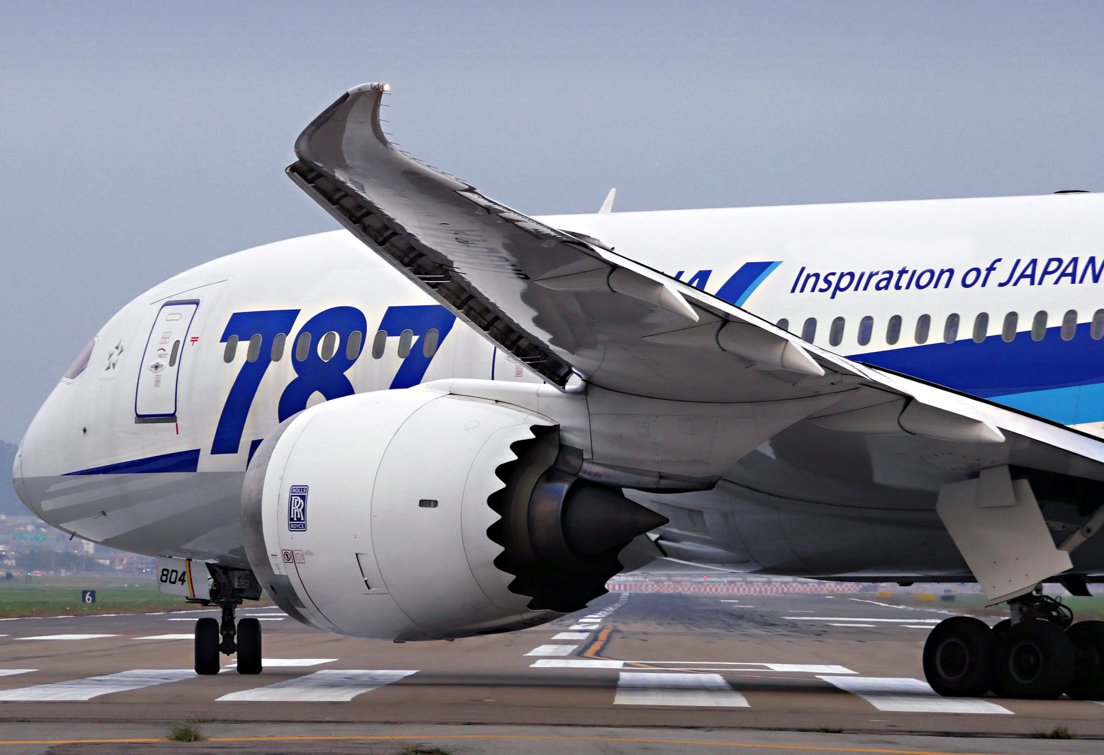 【写真集】THE BIRTH OF THE 787 DREAMLINER 写真集】THE BIRTH OF THE 787 DREAMLINER The Birth of the 787