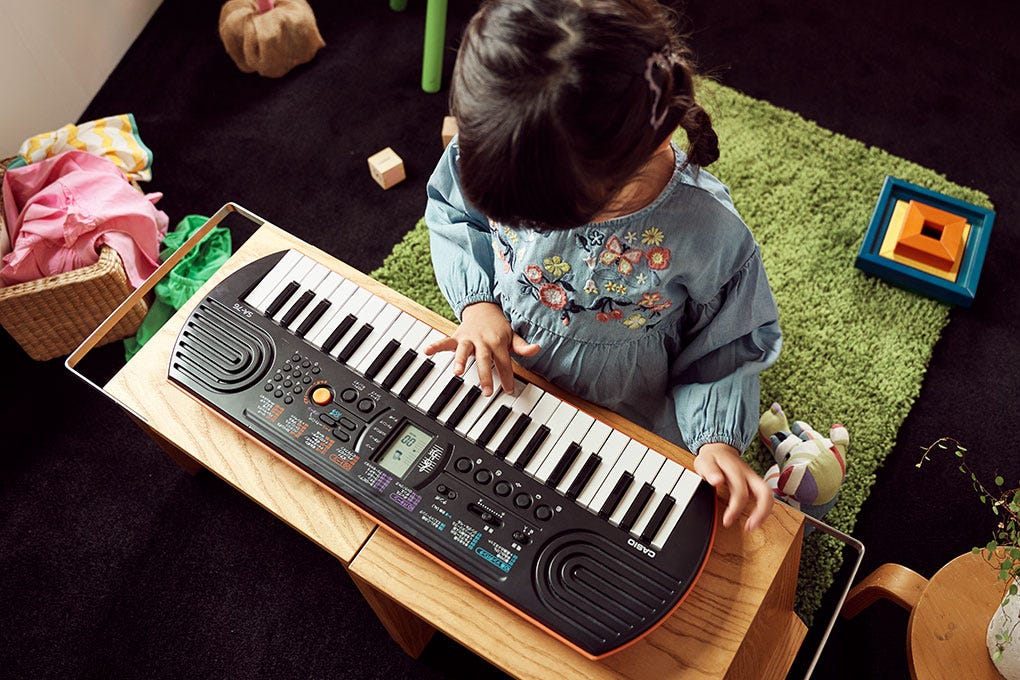 Casio SA-76 Mini Keyboard Review & Demo — 44-Keys 100 Sounds 10