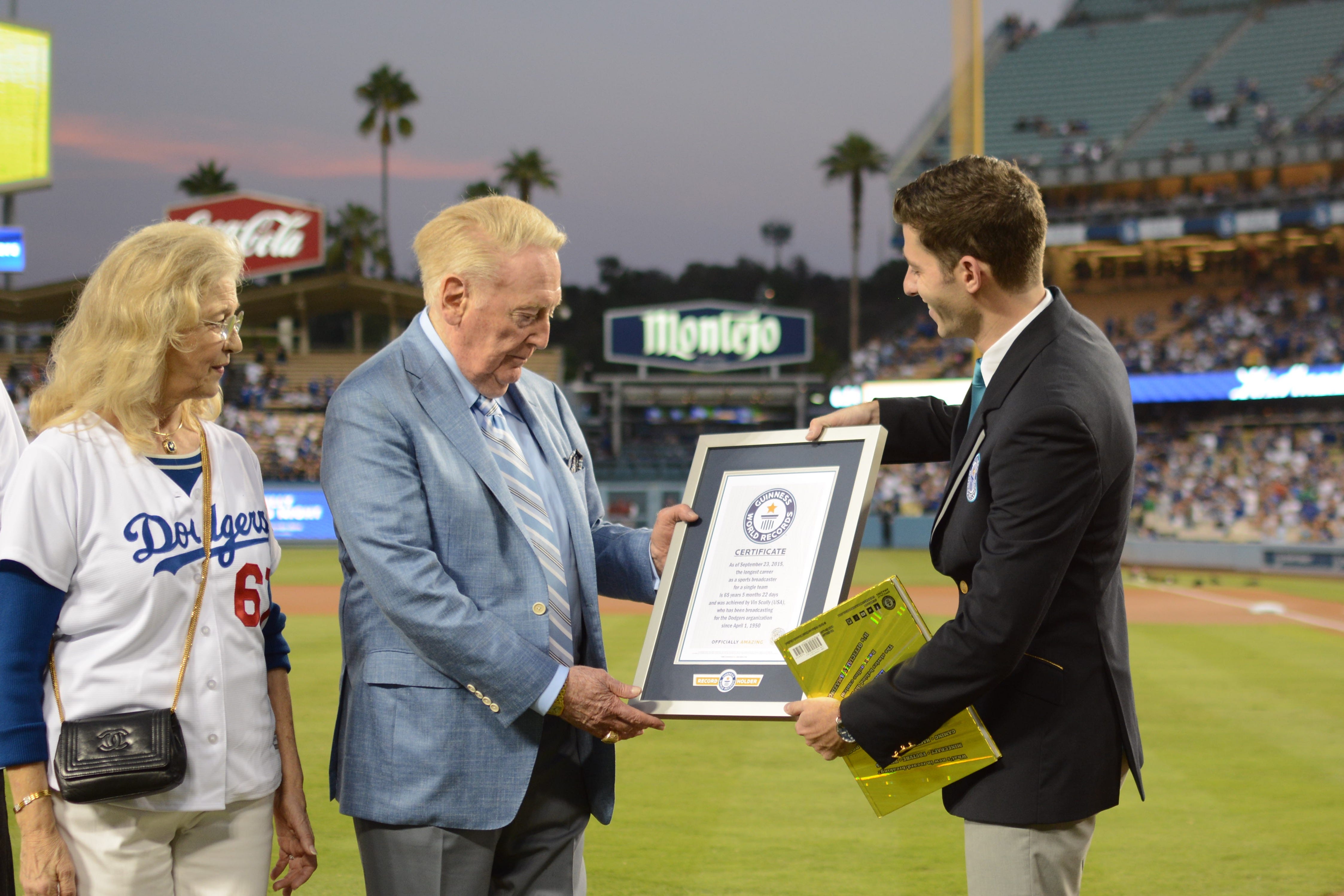Vin Scully: World-record broadcaster | by Cary Osborne | Dodger