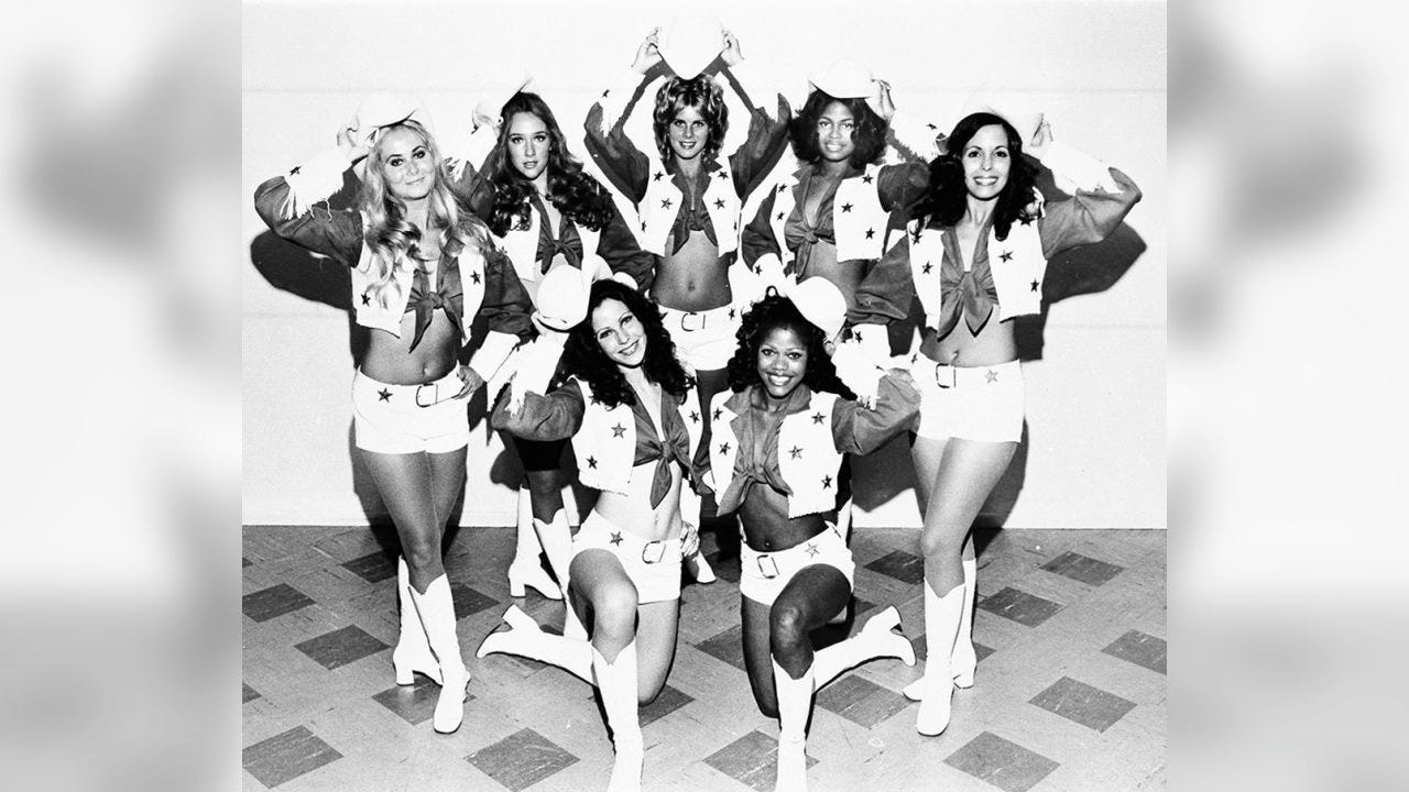 Legendary Dallas Cowboy Cheerleaders - Porn Exploration