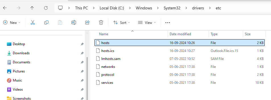 ORA-12545 Not able to connect oracle DB through Toad - Hari - Medium