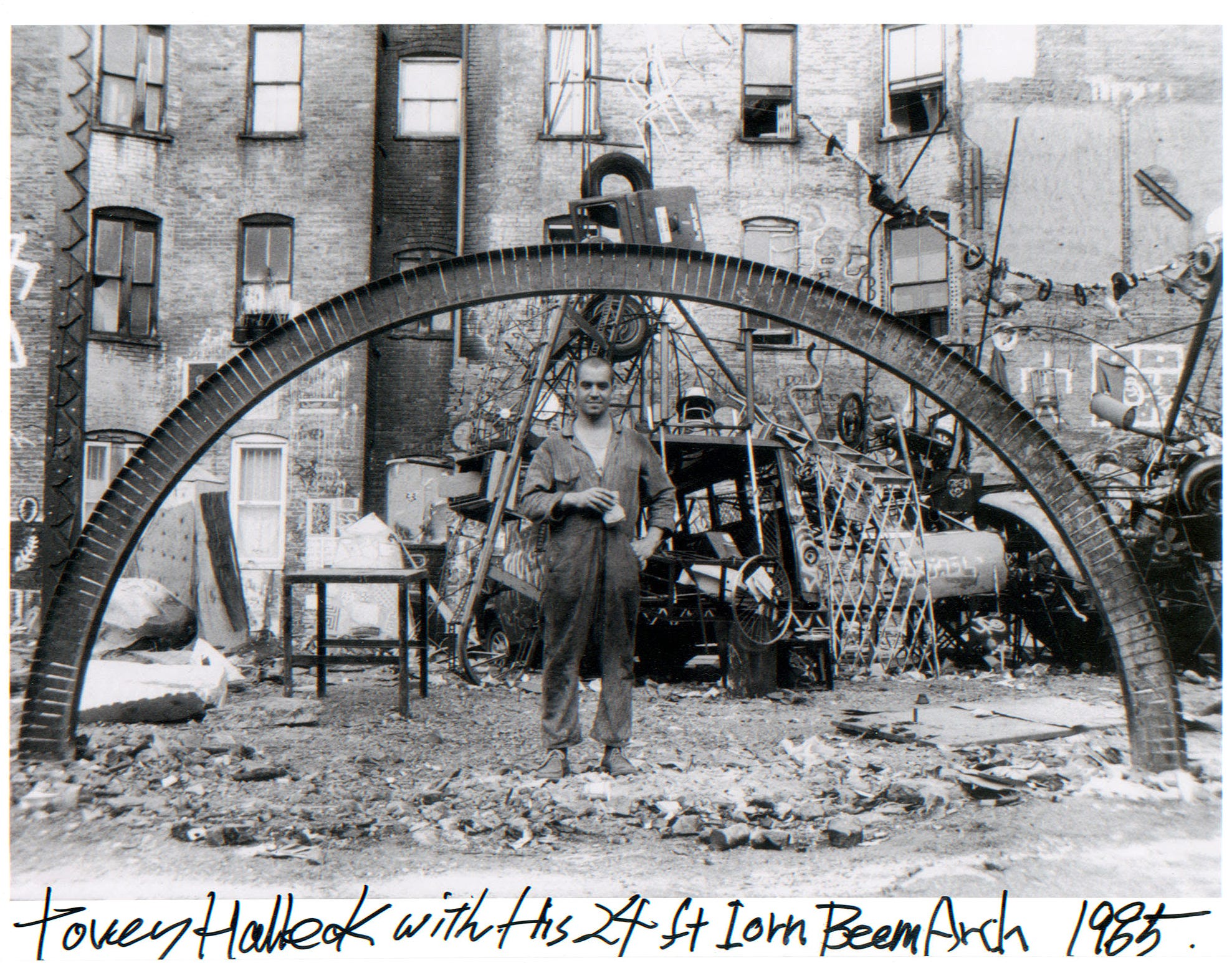 These radical pictures show NYC's most dangerous 1980s art garden