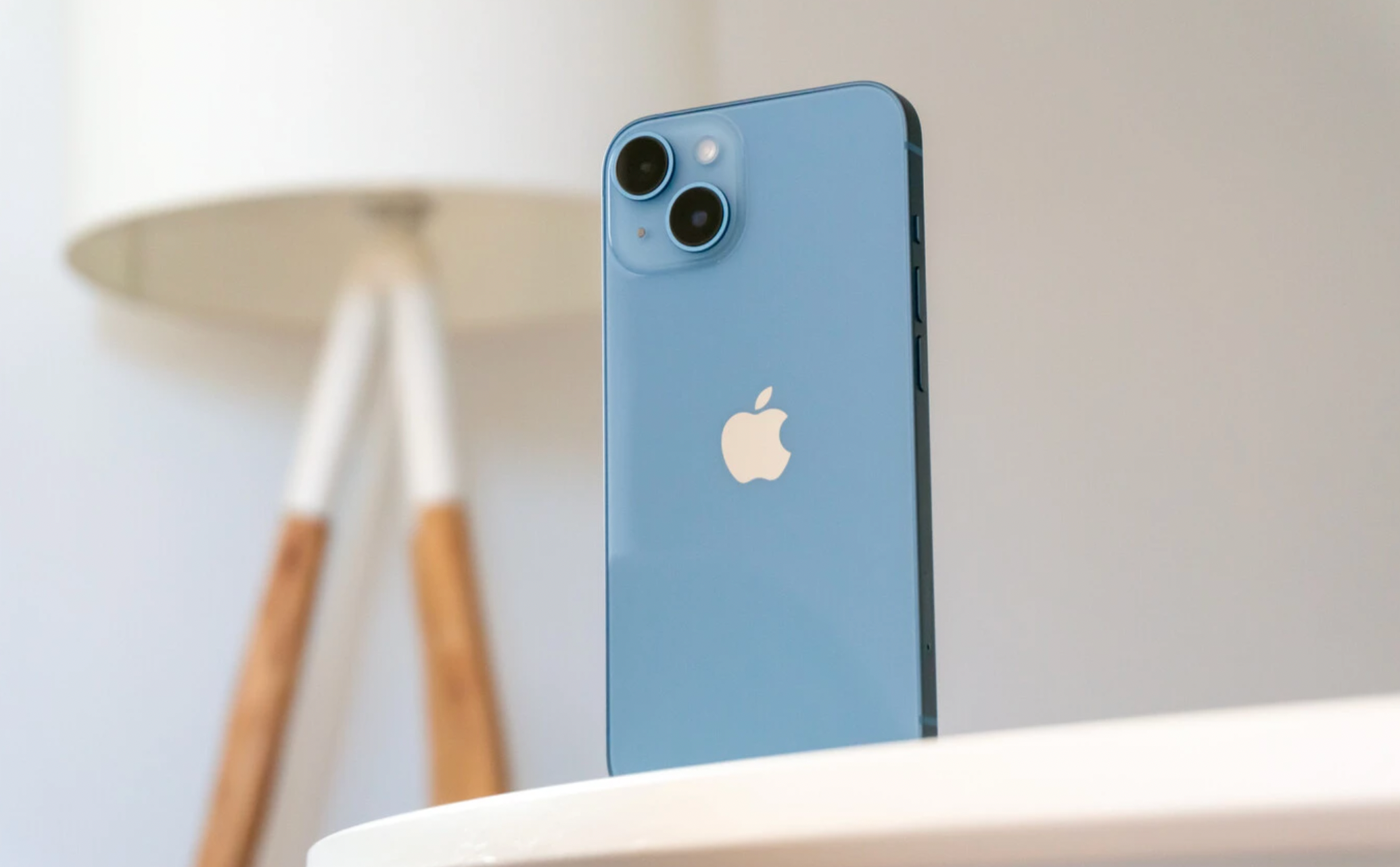 iPhone 14 Review — An Inconvenient Truth | by Juan Cienfuegos