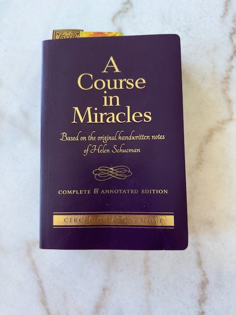 洋書 A Course in Miracle&Catechism Compendium A Course in Miracle&Catechism Compendium Course in A Foundation