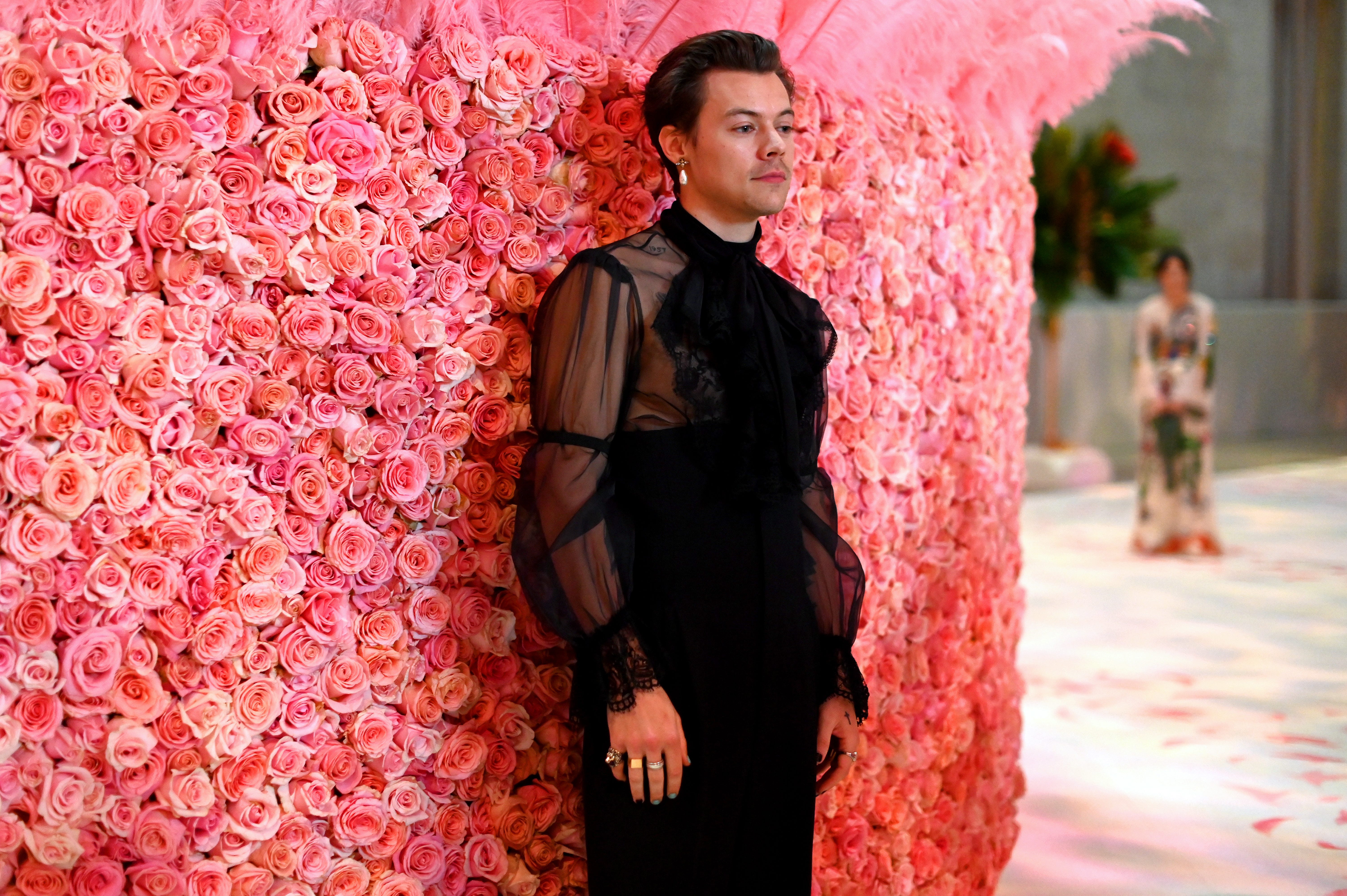 Why Women Like Men Who Wear Dresses | by Jessica Valenti | GEN