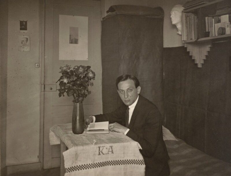 André Kertész: a Forgotten Man. The inventor of photo-reportage