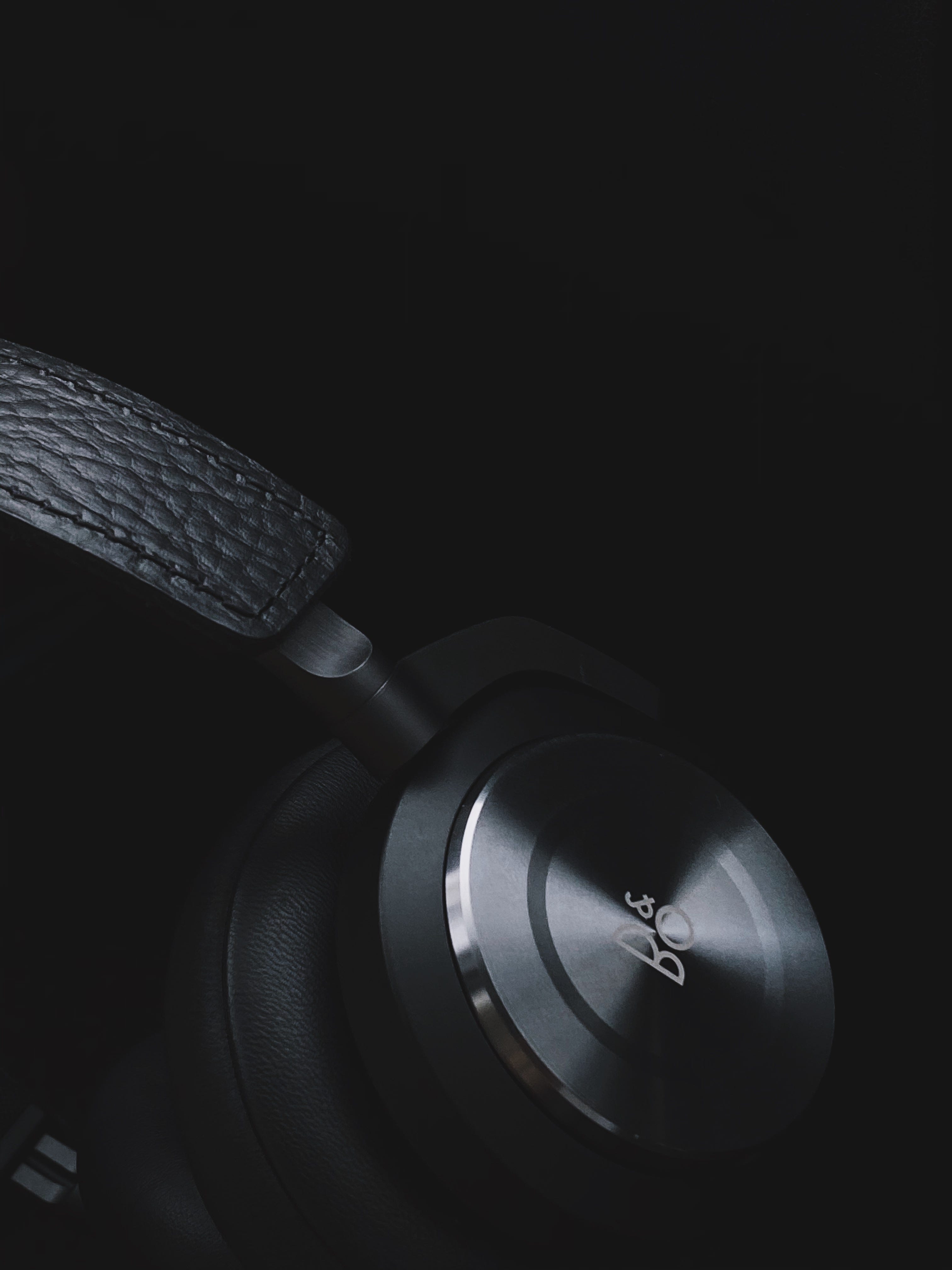 B&O H9i Review. If you'd asked me to list down the… | by isaac