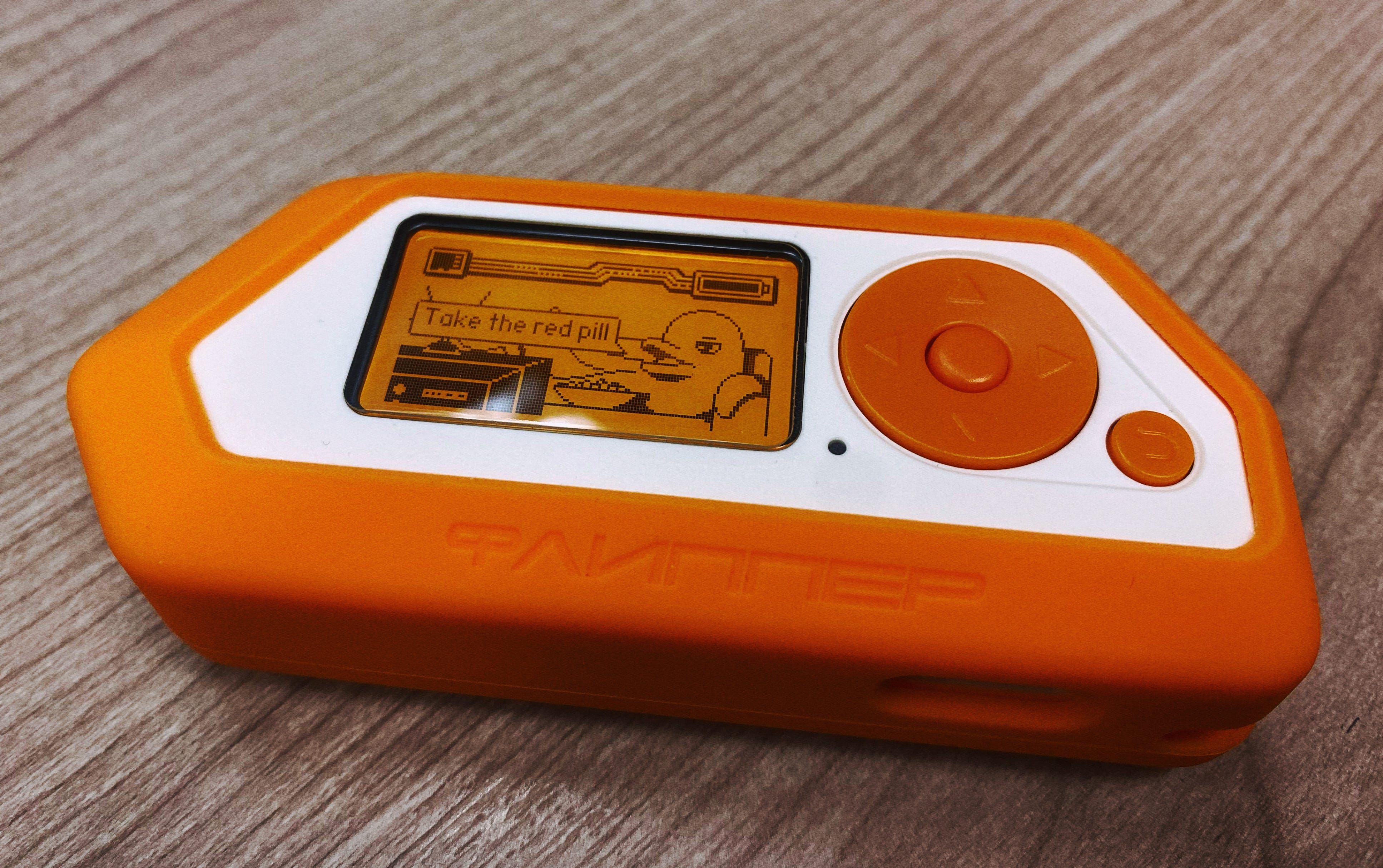 値下げしました。新品未使用 Flipper Zero ホワイト/オレンジ Flipper Zero ホワイト/オレンジ