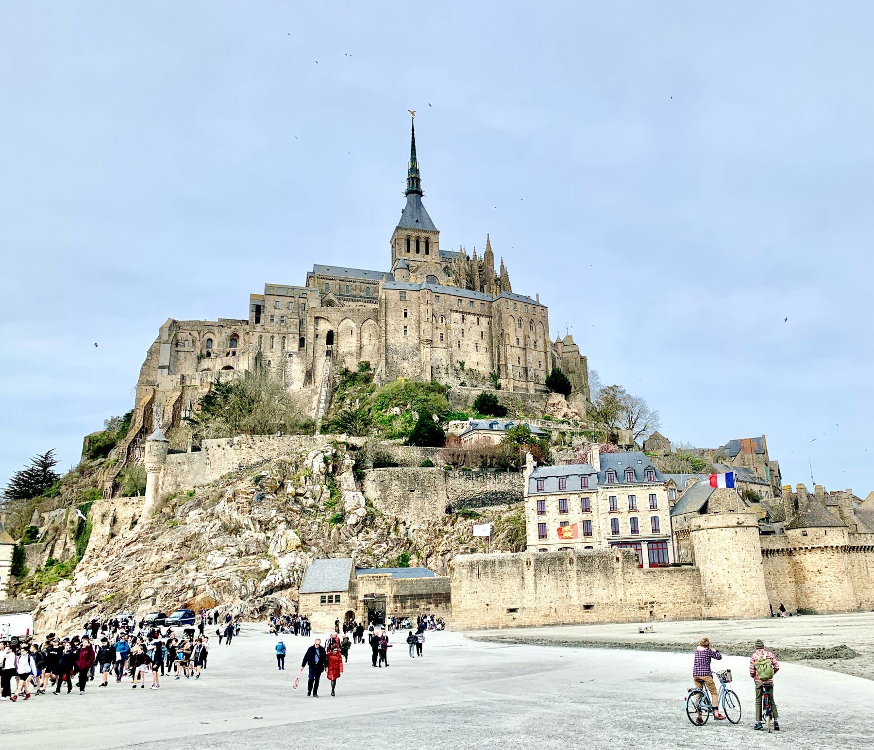 西嶋俊親、【風涛杳然（LE　MONT-SAINT　MICHEL）】 西嶋俊親、【風涛杳然（LE MONT-SAINT MICHEL）】 Early Morning at Le