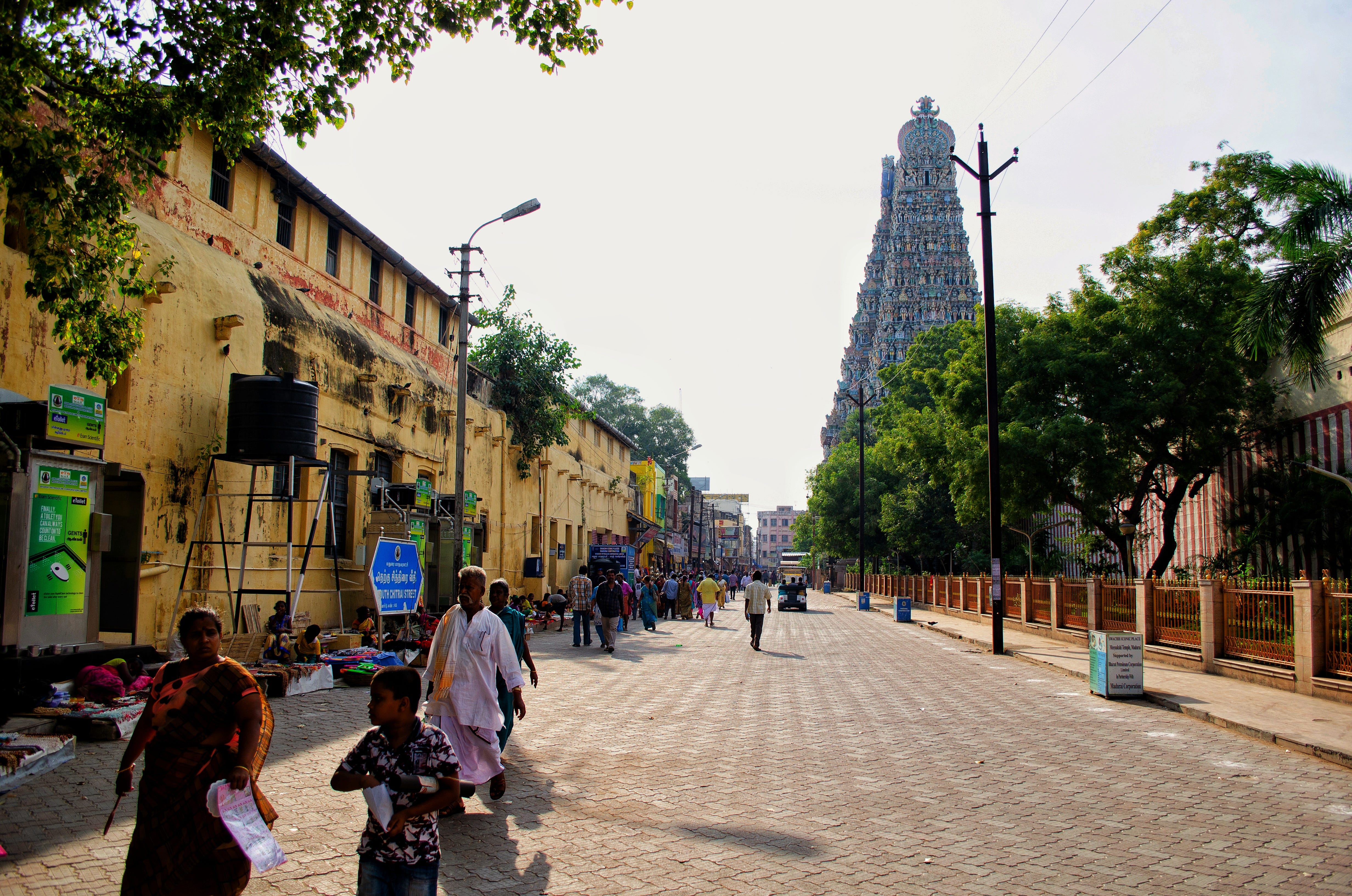 Old Madurai (Mada Streets and Temple Town)