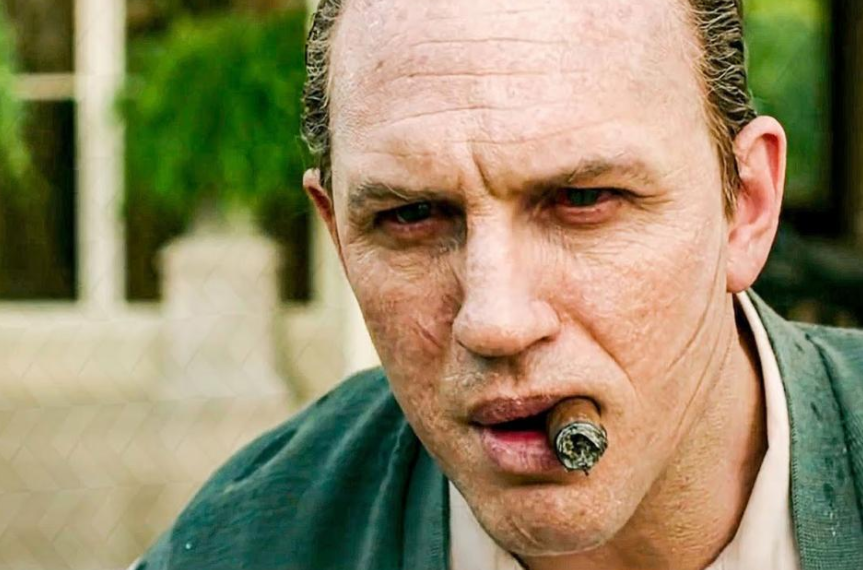 what else smells like cigarette smoke ✨ Ever smelled cigarette smoke… when no one else did?, In my mid-30s, I did — and even as a dermatologist, I had no idea why., Turns out it’s phantosmia: phantom smells linked to hormone changes in