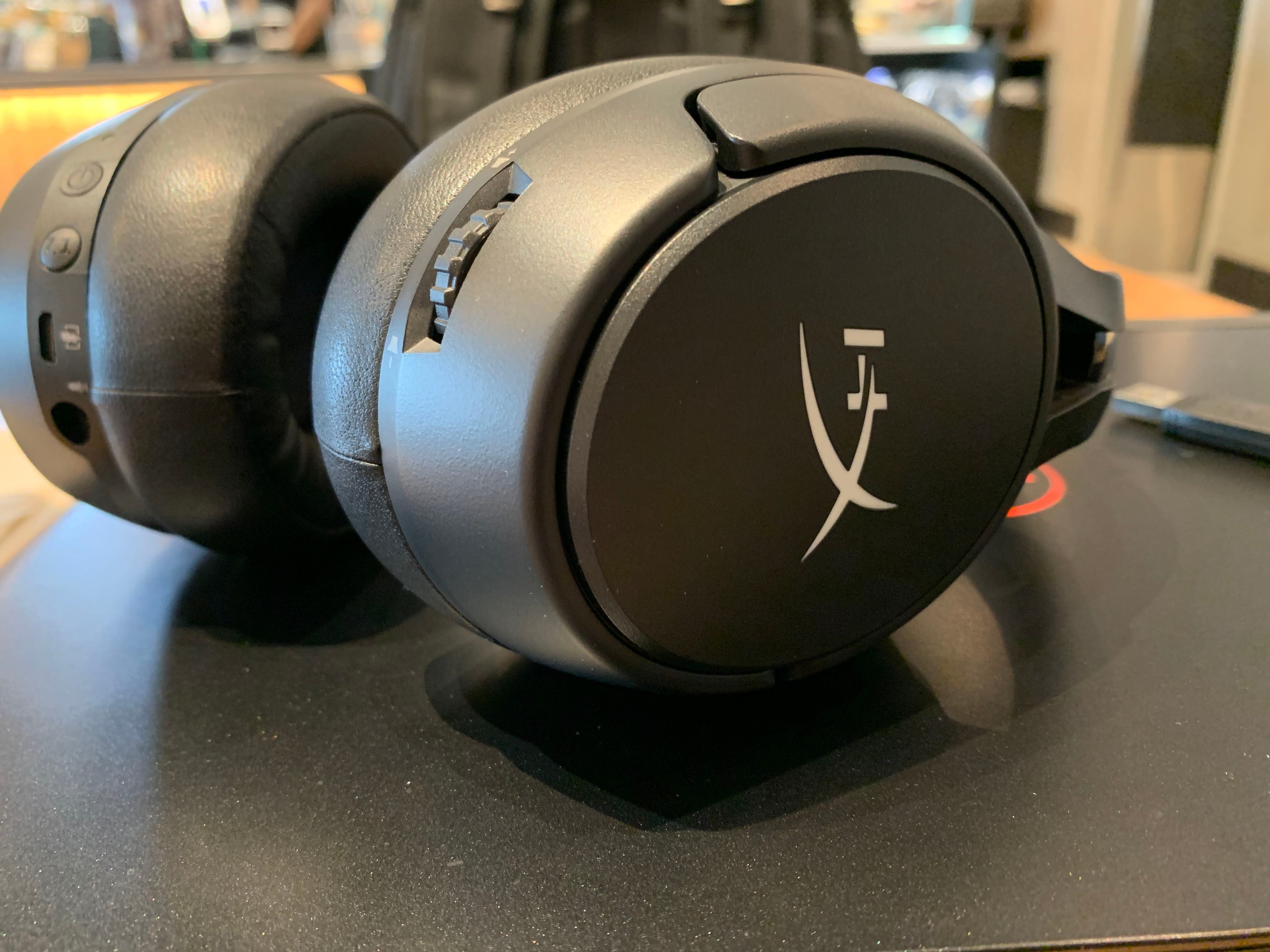 ヘッドフォン/イヤフォン HyperX Cloud Flight S HyperX Cloud Flight S Wireless Gaming Headset Review | by Alex