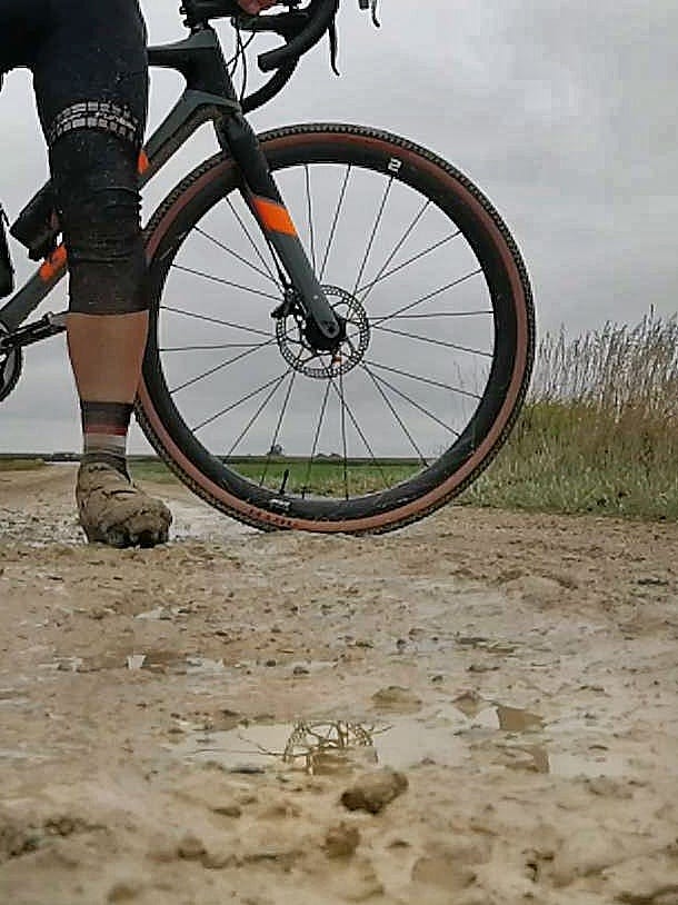 Testing the Giant CXR2 WheelSystem | by Joe Meissner | Medium