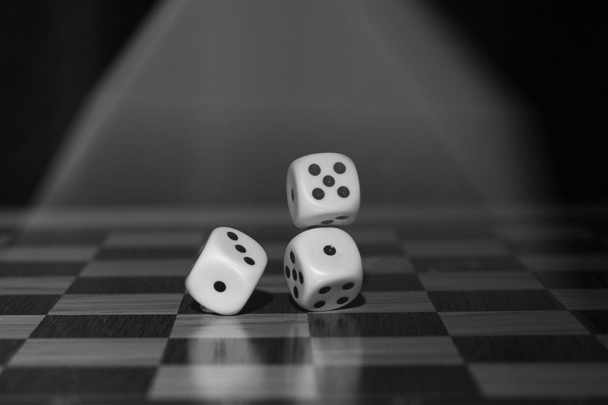 How to invest better. By playing dice | by Nuwan I. Senaratna |  DataDrivenInvestor