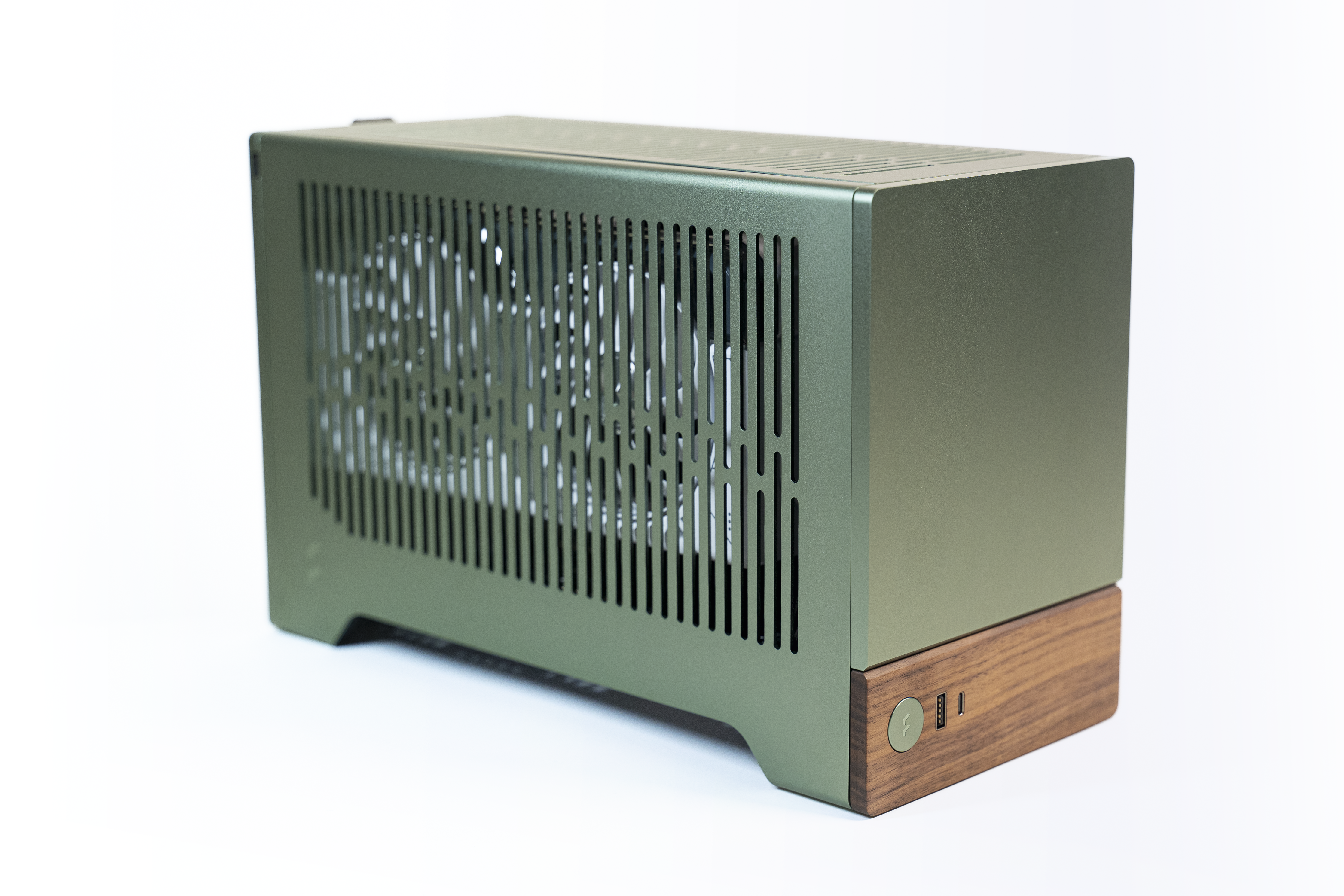 Tiny But Mighty—Building a PC in The Gorgeous Fractal Terra | by