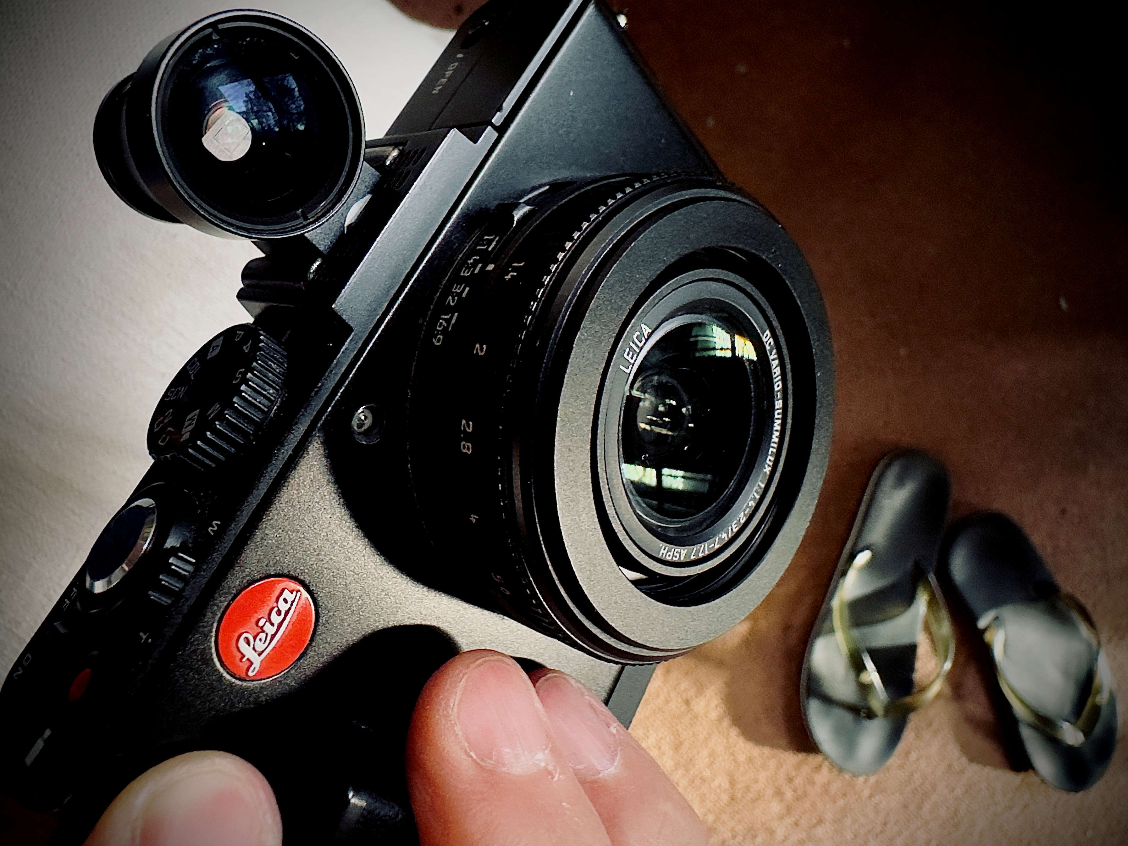 【Apepepe12】LEICA D-LUX 6 Leica D-Lux 6 Glossy Black/Silver