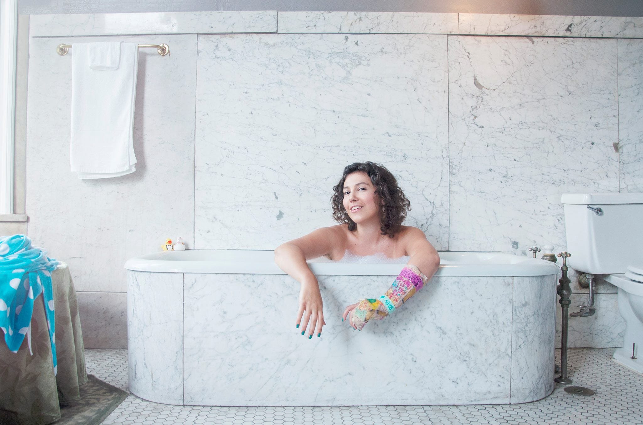 Madison, WI: Broken Bone Bathtub