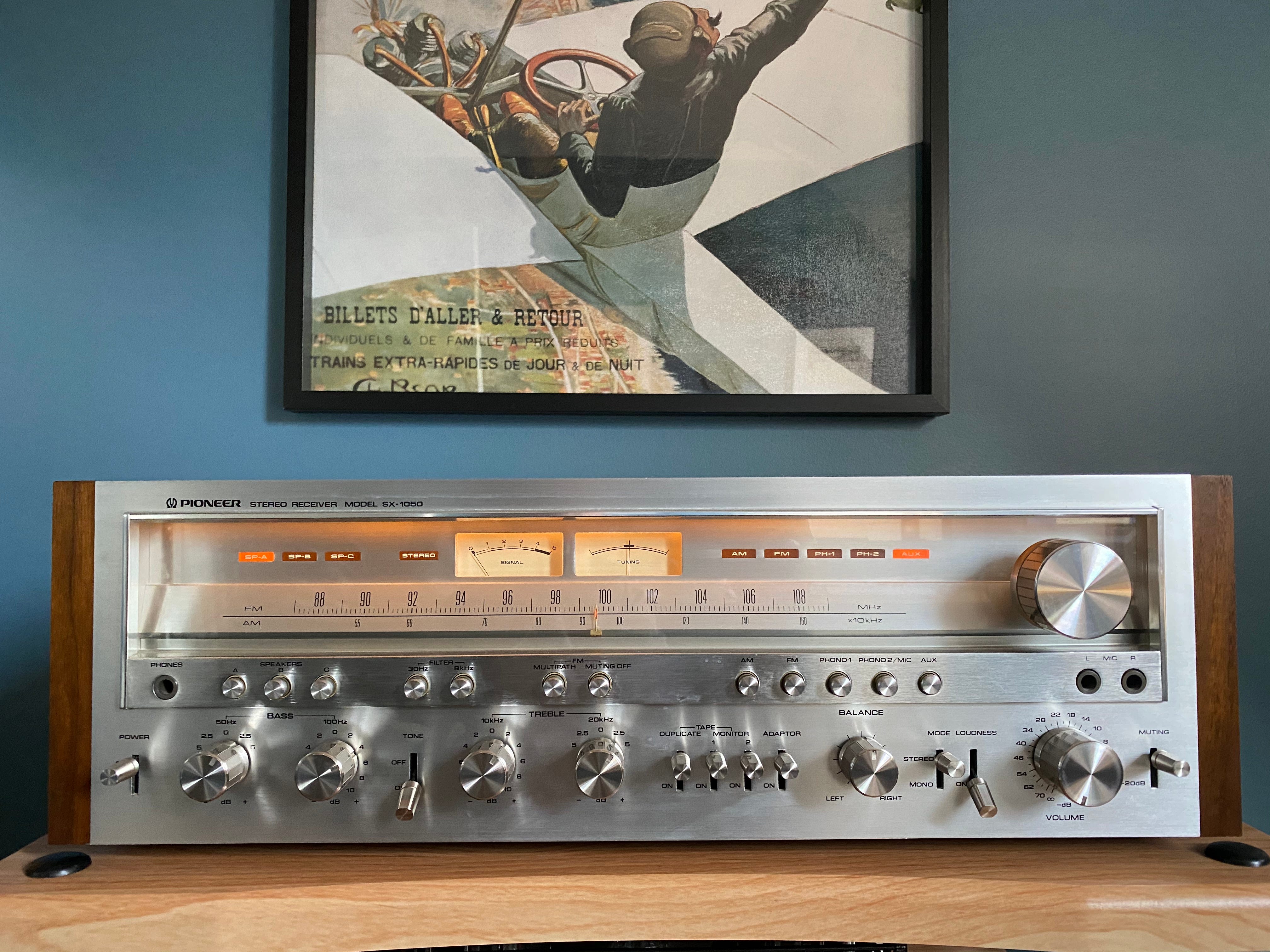 Pioneer SX-1050 Vintage Audio Review. If Apple designed a stereo