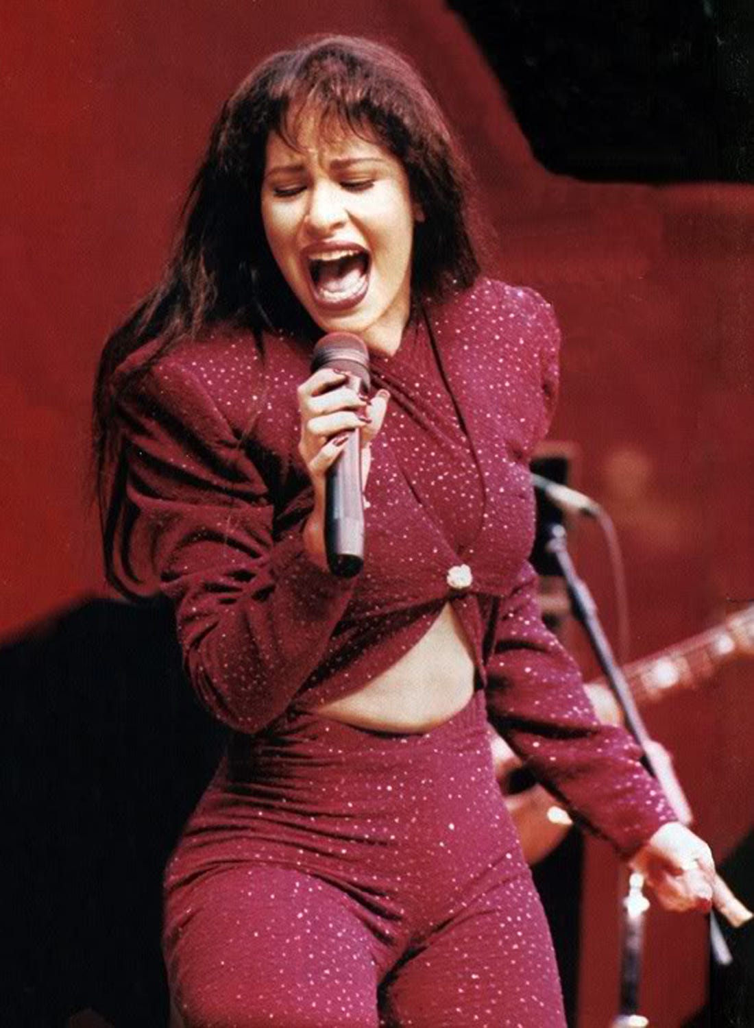 Will Selena Quintanilla Live Forever Through Hispanic Fans? | by Angelica  Toruno-Rios | Medium, image size:1100x1500