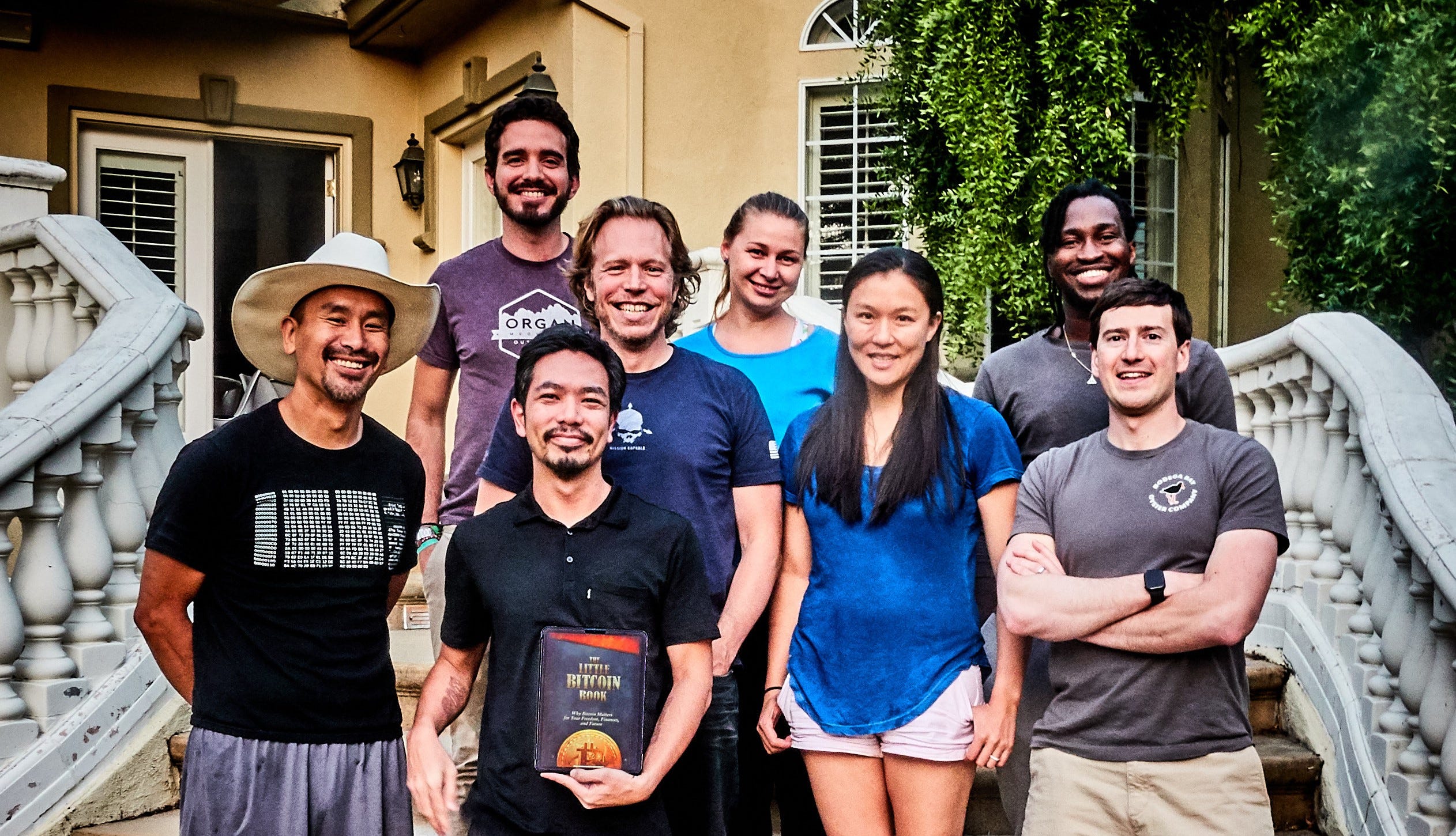 Publishing “The Little Bitcoin Book” | by Luis Buenaventura {bloomX} |  Medium