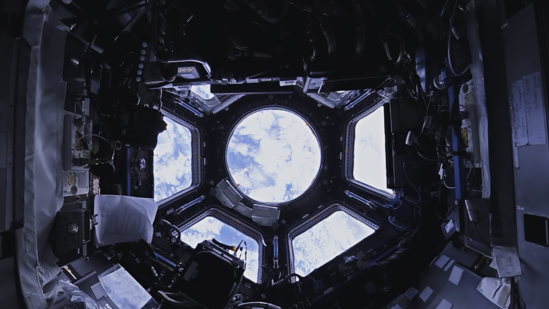 Review Rundown: The One With Sci-Fi Cocktails, Space Stations & Superheroes