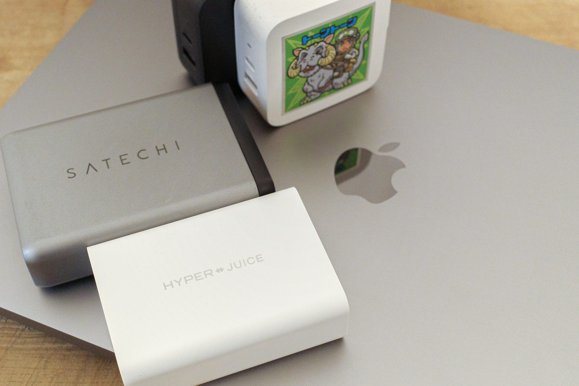MacBook Pro 16 2019を充電するための100W出力可能な充電器 | by MacBook Pro 16 2019を充電するための100W出力可能な充電器 | by