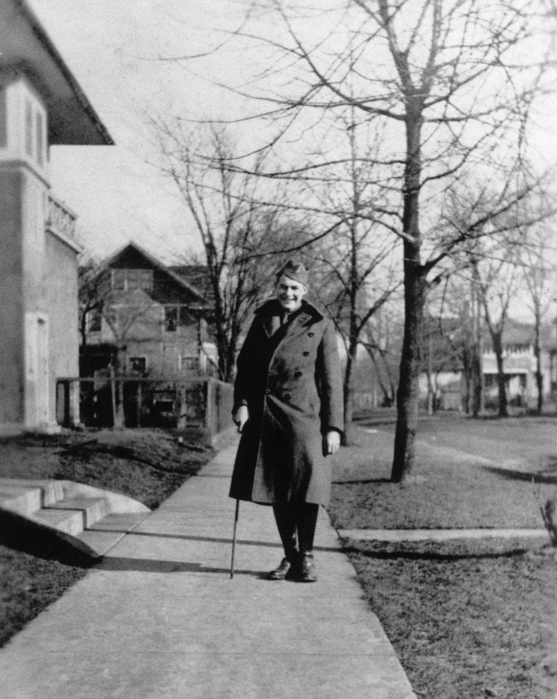 Ernest Hemingway: Chicago Early 1920s | by Steve Newman Writer | Medium, image size:800x1003