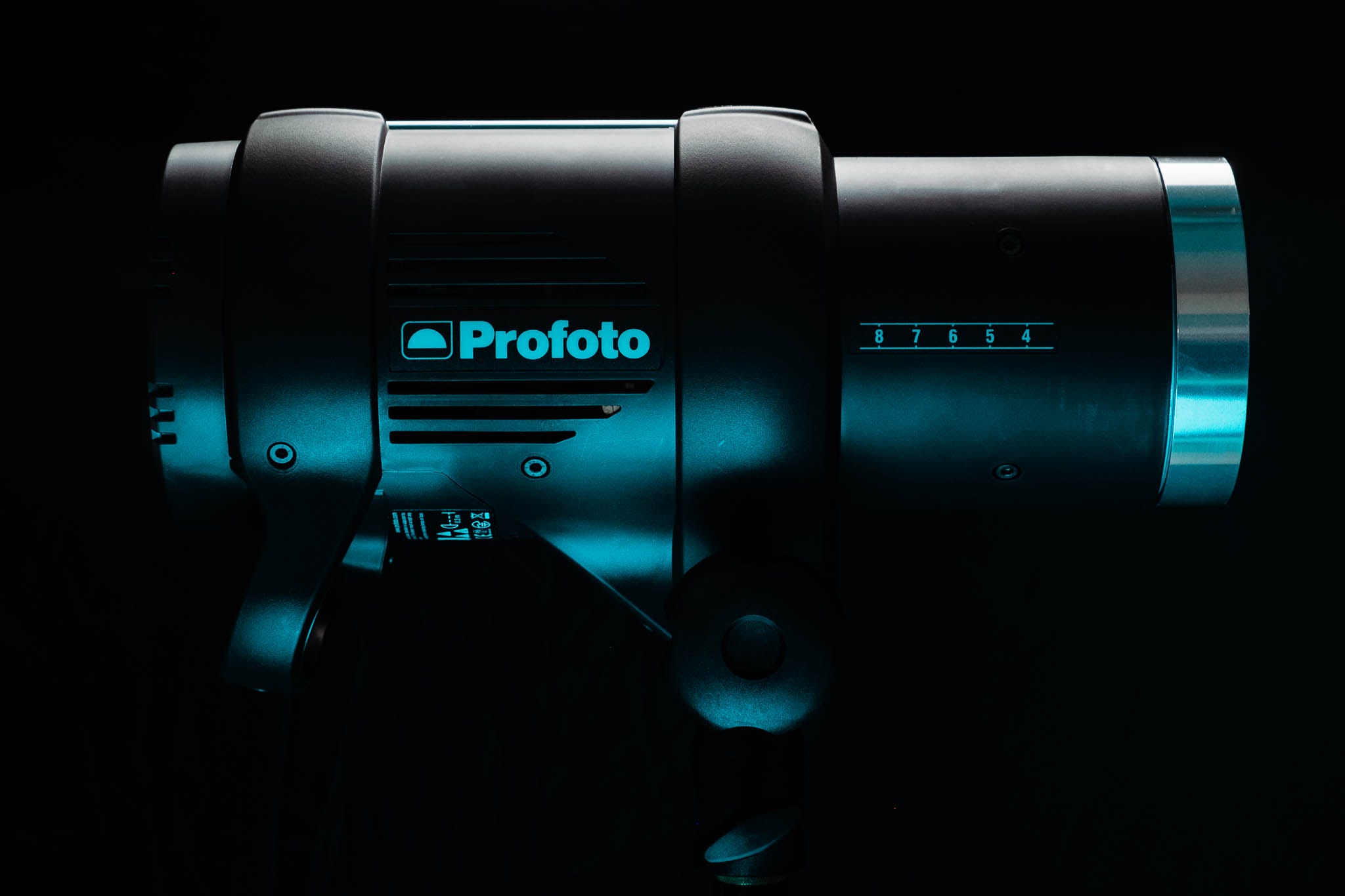 A Closer Look At The Profoto Umbrella Deep | by The Marilyn