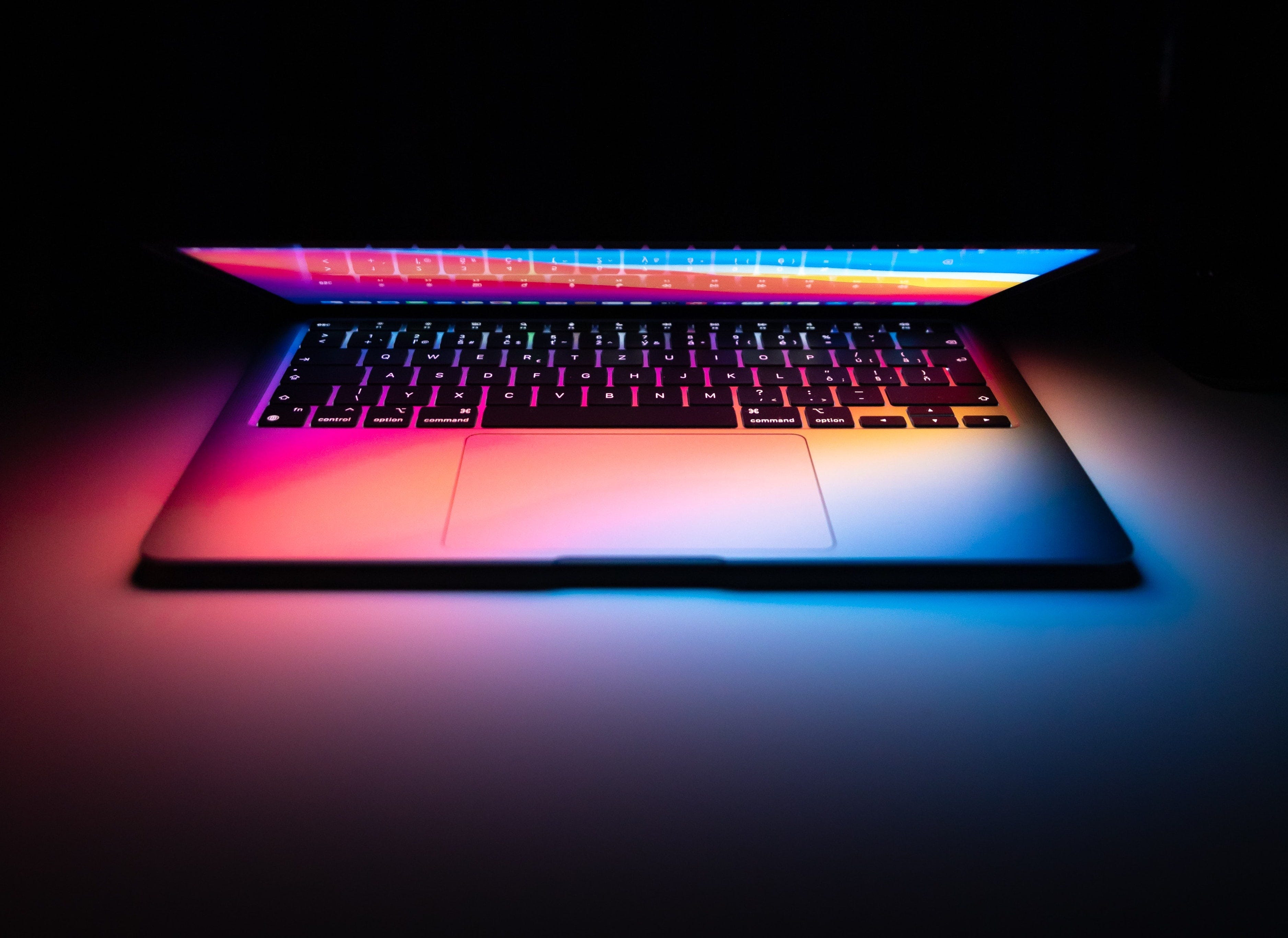 Avoiding Apple FOMO:. Or How I Learned to Stop Worrying and… | by Robert  Lee | Medium