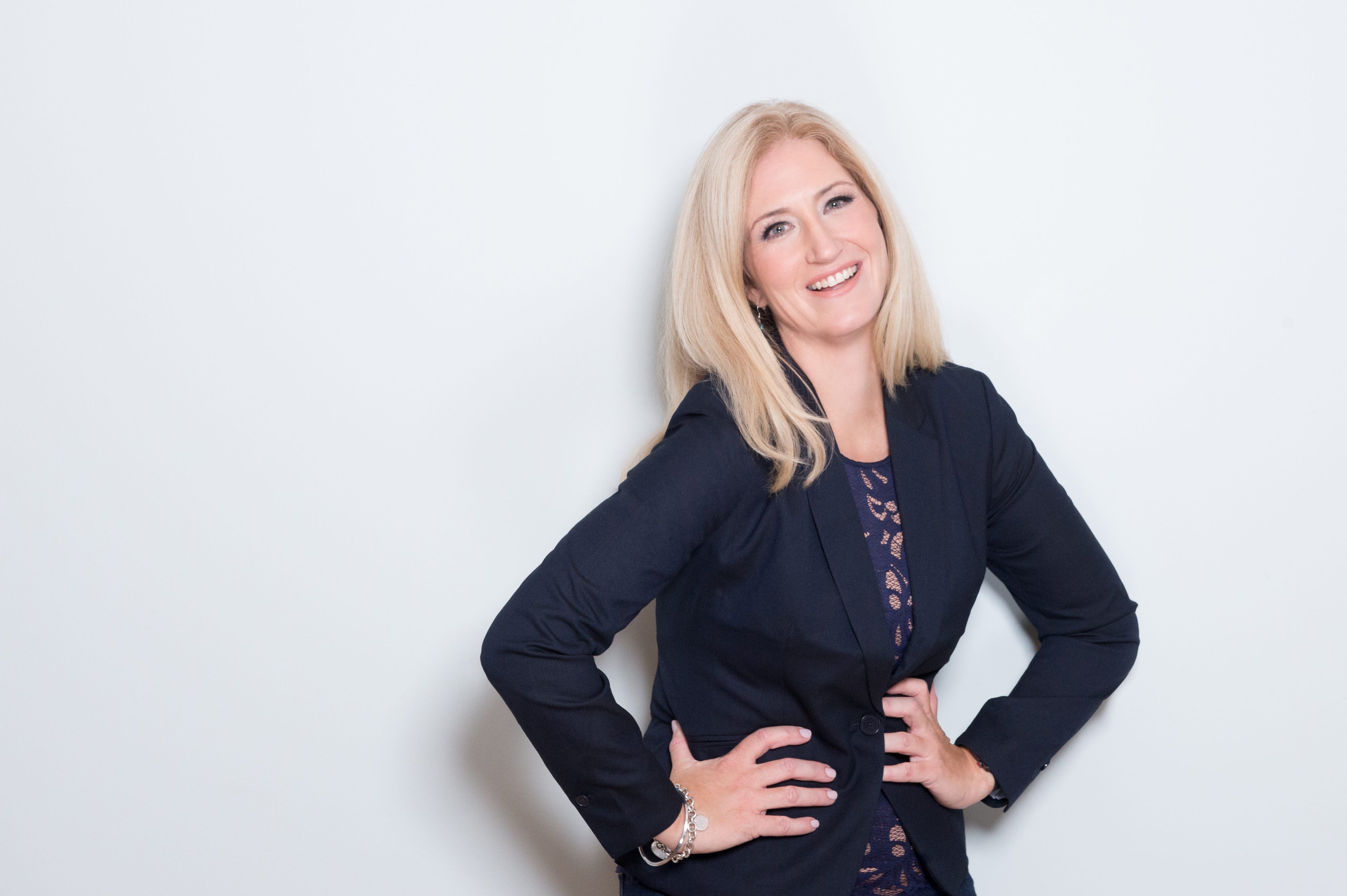 Filmmaker Shannon Grinnell: “The more we see smart, strong and successful  women highlighted like this, the more it becomes cool, desirable and  beautiful” | by Authority Magazine Editorial Staff | Authority Magazine |  Medium