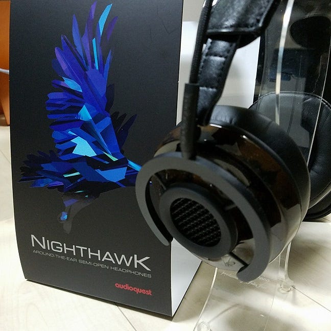 audioquest NIGHTOWL CARBONとか. audioquestのヘッドホンは開放型で