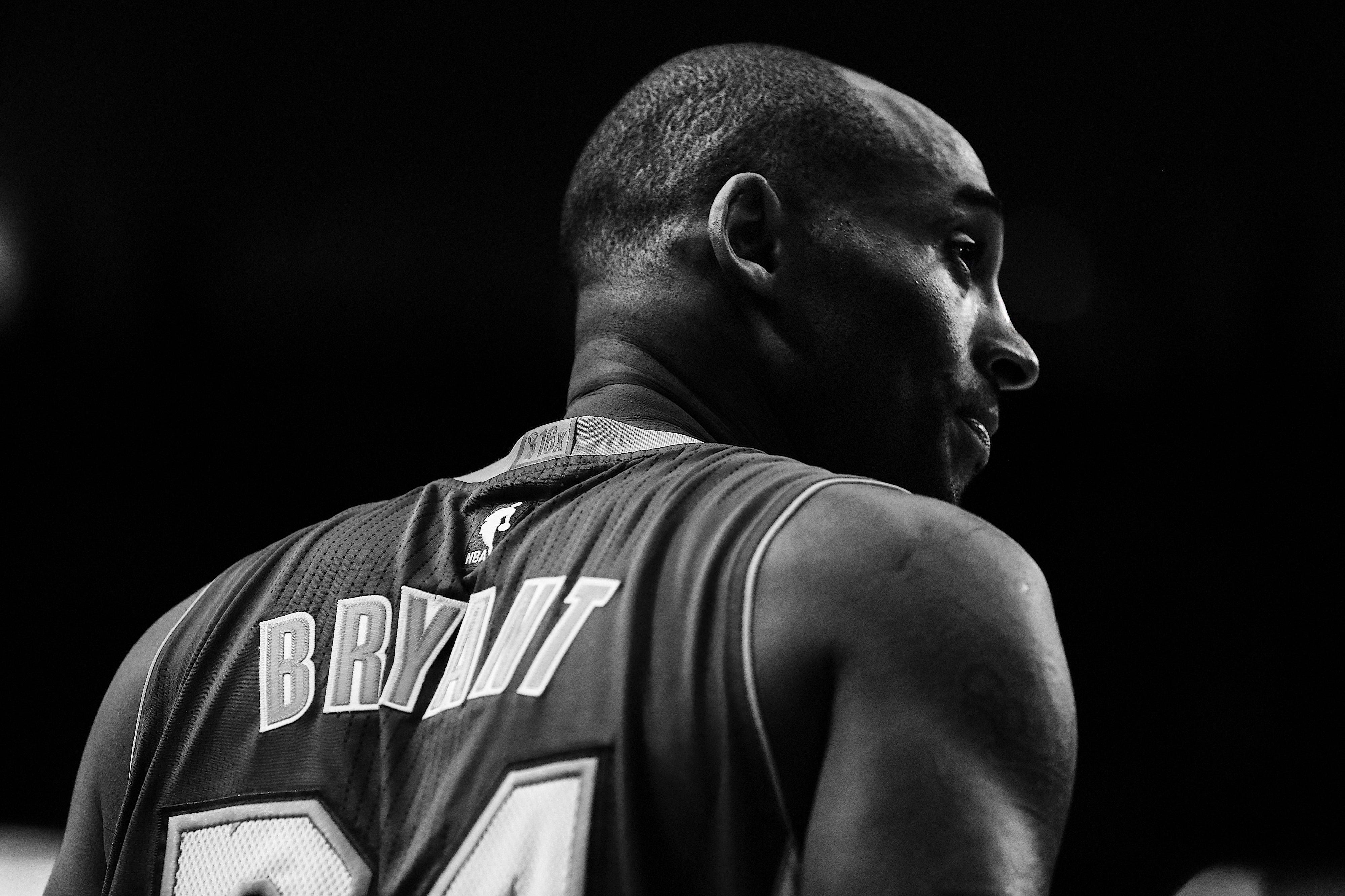 black and white kobe bryant