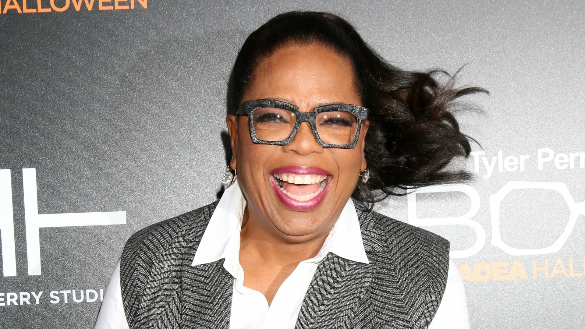 Oprah Winfrey credits her success to this one thing we all have | by  Rebecca Achelles | Thoughts And Ideas | Medium, image size:1920x1080