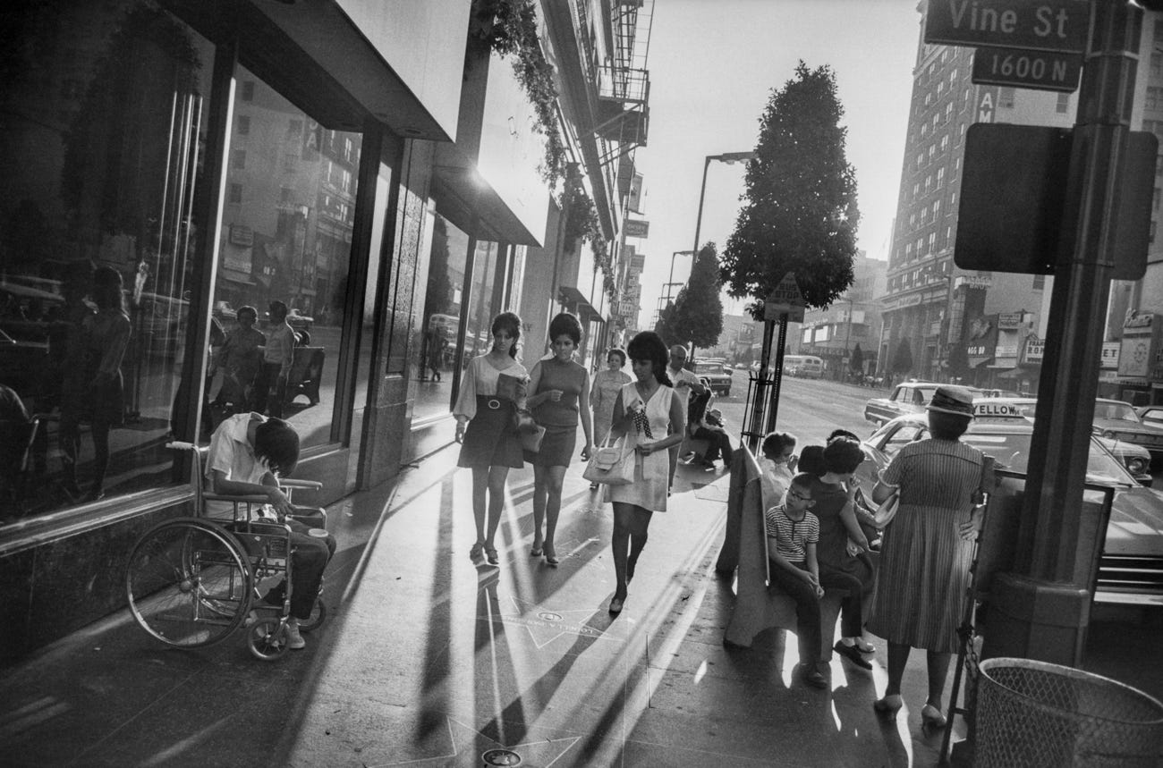 Lessons From Photographer Garry Winogrand on Creative Flow