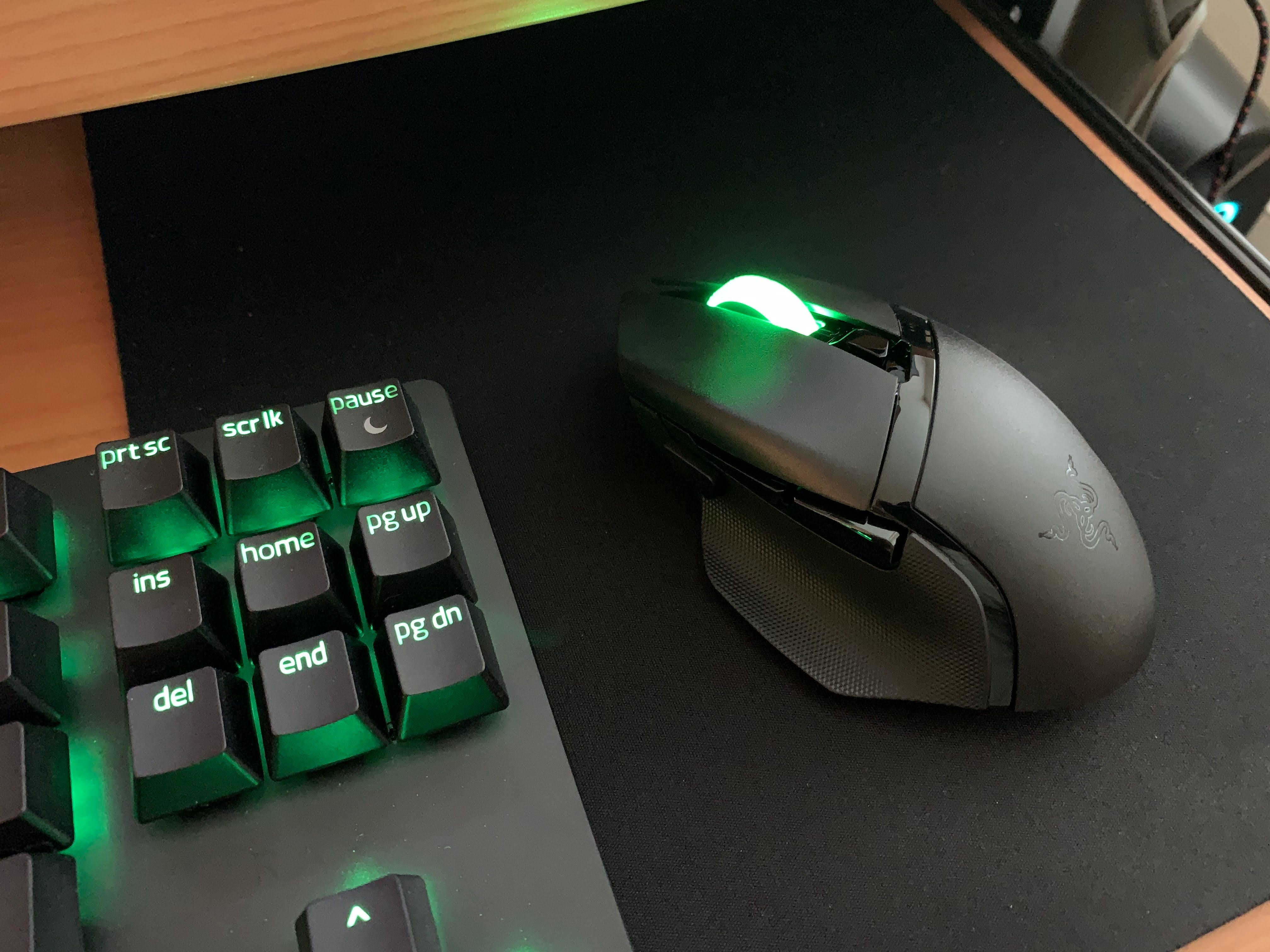 Razer Basilisk V3 X HyperSpeed Gaming Mouse Review | by Alex Rowe