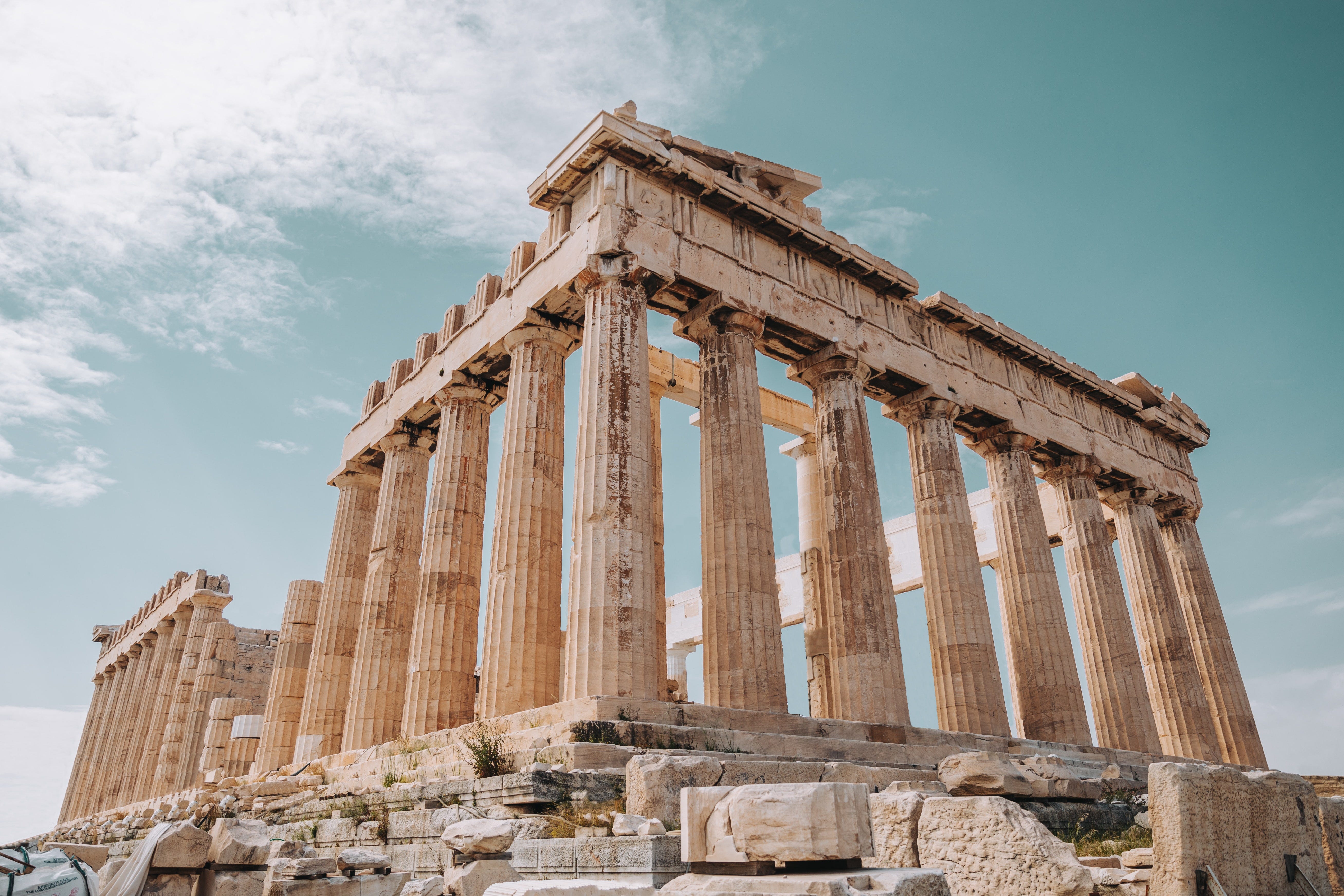 Review Rundown: The One With Greek Gods & Frank Gehry