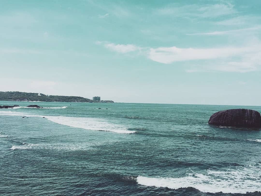 How Beaches Draw Towards you. What can I say about beaches, beaches… | by  Isa Taariq Mutaliph | Medium, image size:1080x810