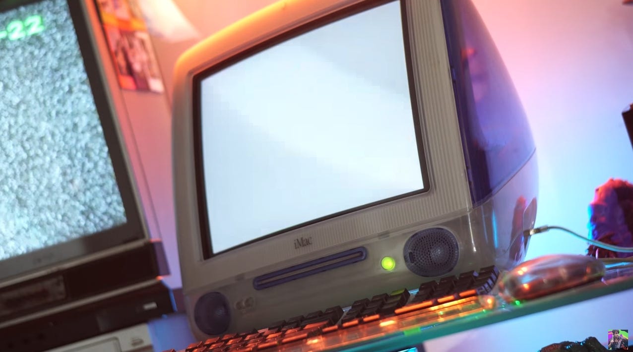Using the First Apple iMac. Apple iMac G3 (2001) and Mac OS 9.1