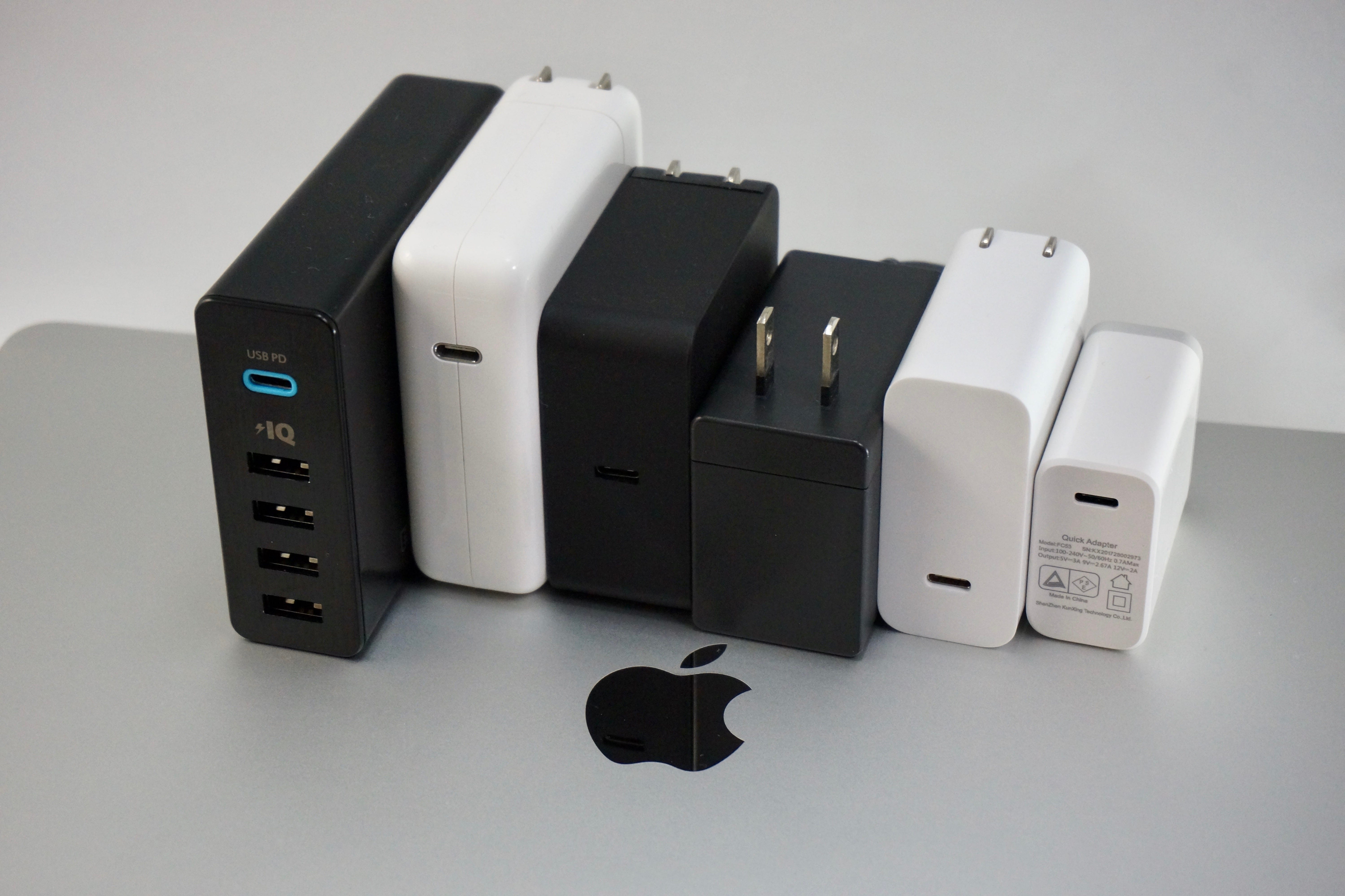 2019年8月更新】MacBook Pro 2016向け USB Type-Cの持ち運びできる充電