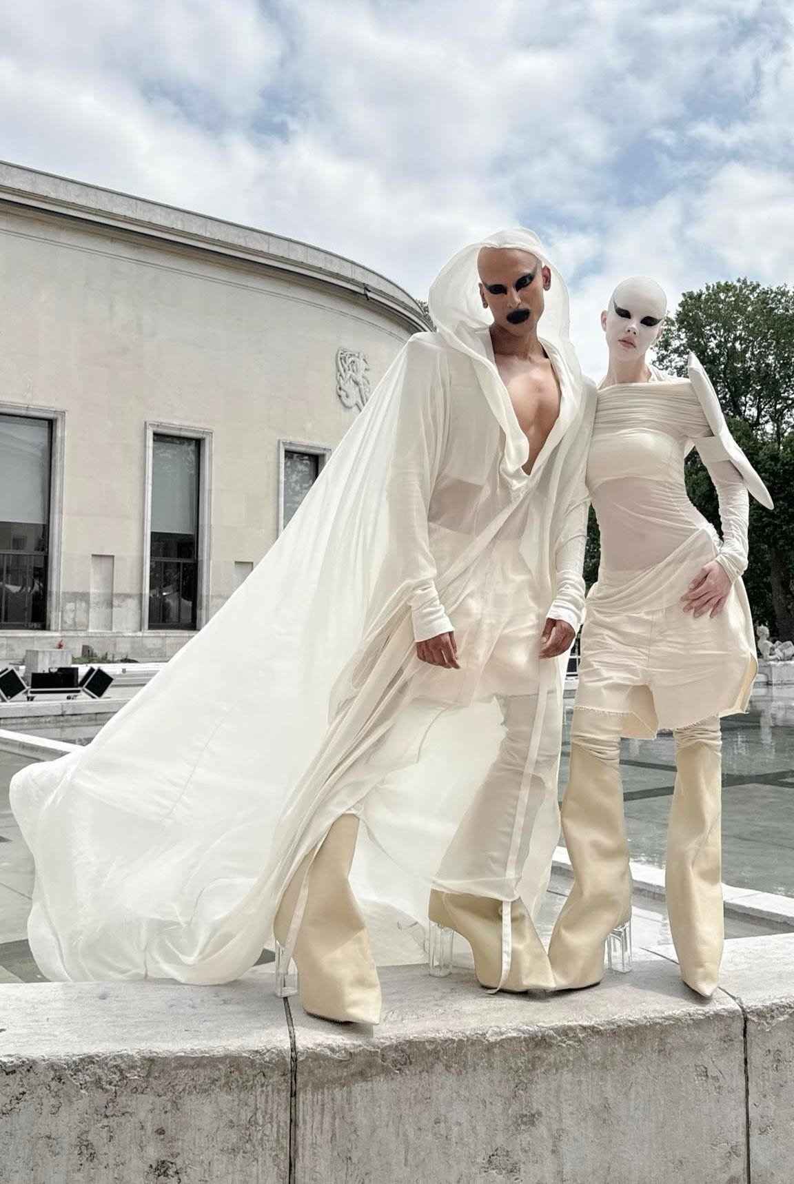 rick owens white dress LILIES SVITAA IN DOVE #RICKOWENS #RICKOWENSNEWYORK THIS LIGHTWEIGHT AND FLUID ACETATE JERSEY HAS A COOL AND SOFT HANDFEEL Wedding Dress White Rick Owens