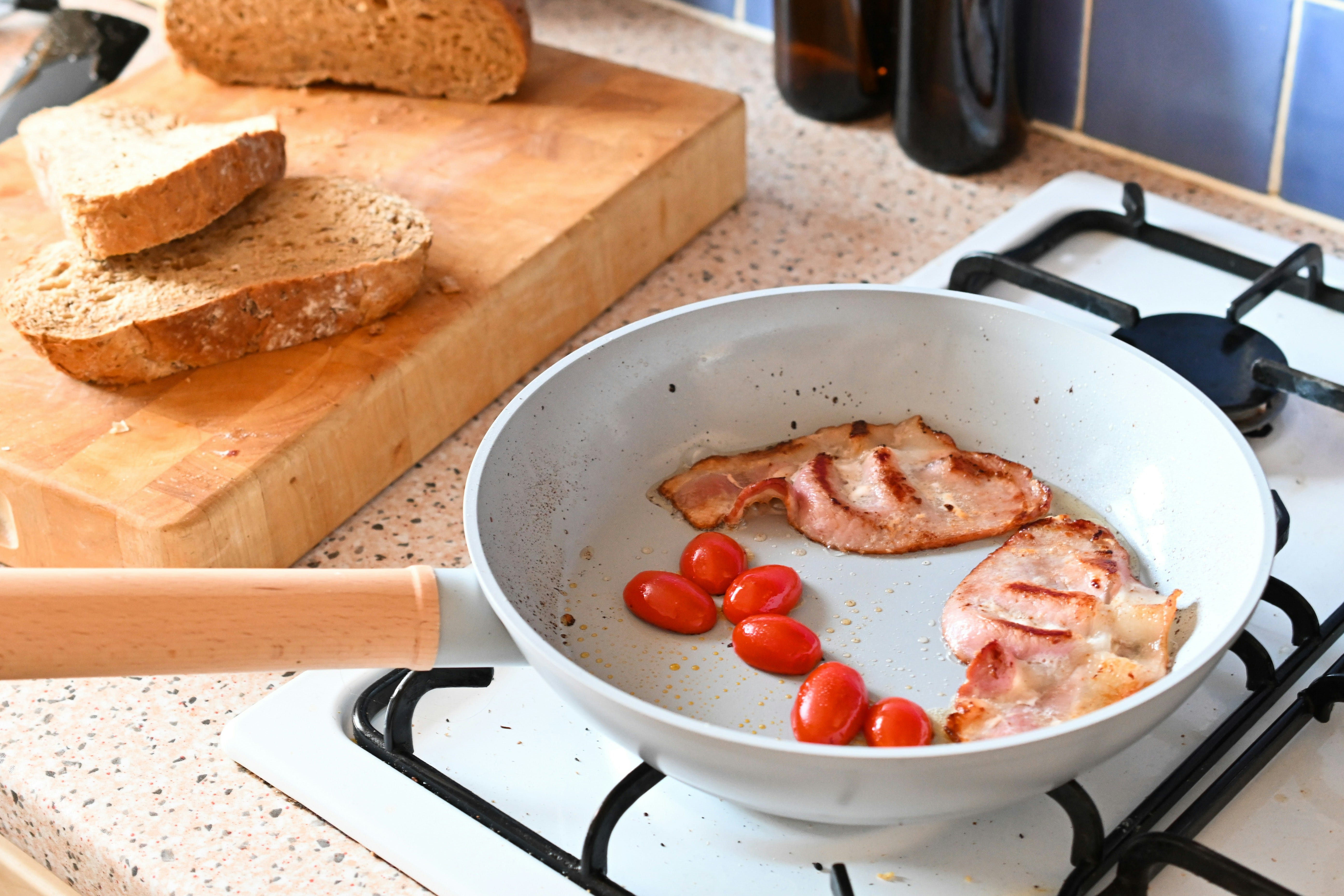 Does Ceramic Cookware Scratch: Unveiling the Truth