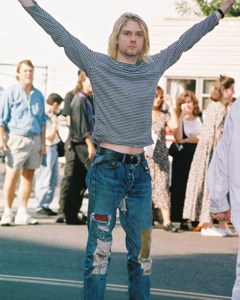 Courtney Love Kurt Cobain Clothes Auction The Iconic Striped Red And Black Sweater Worn By Kurt Courtney Love Kurt Cobain Clothes Auction The Iconic Striped Red And Black Sweater Worn By Kurt