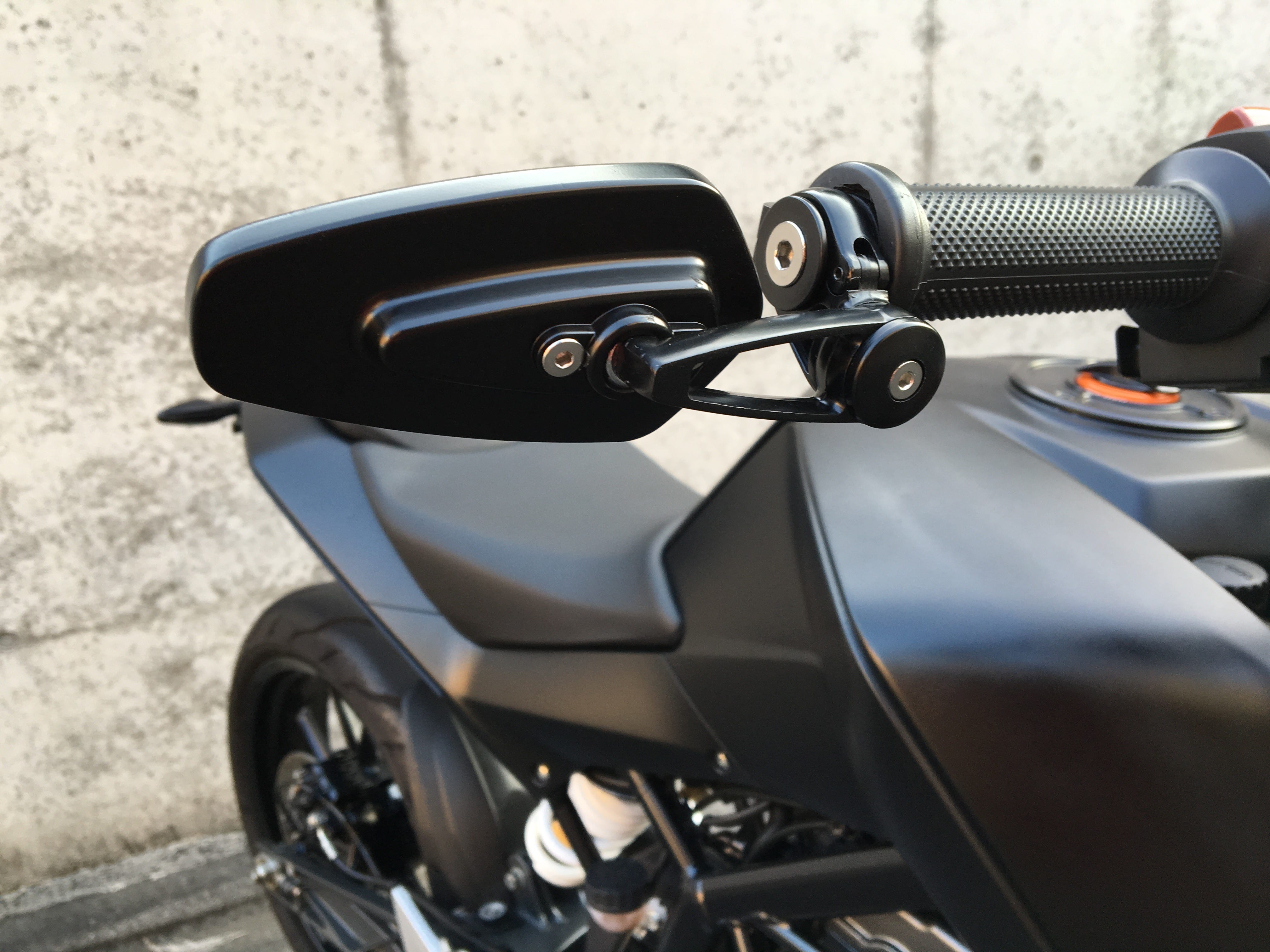 KTM 125DUKE バーエンドミラー KTM 125 DUKE バーエンドミラー | バイクパーツ通販 Webike
